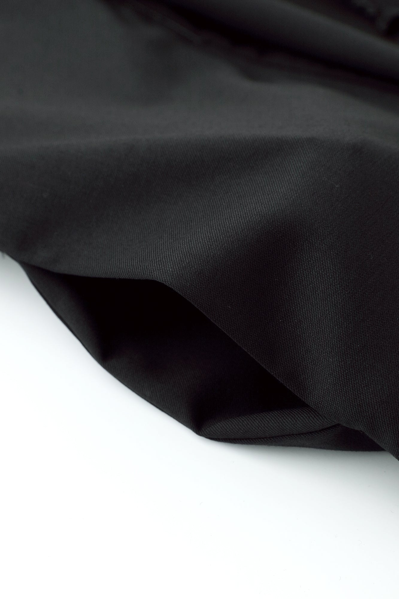 42双 梳毛（そもう） 宮中袖（きゅうちゅうそで） 袷（あわせ）／濡羽色（ぬればいろ）