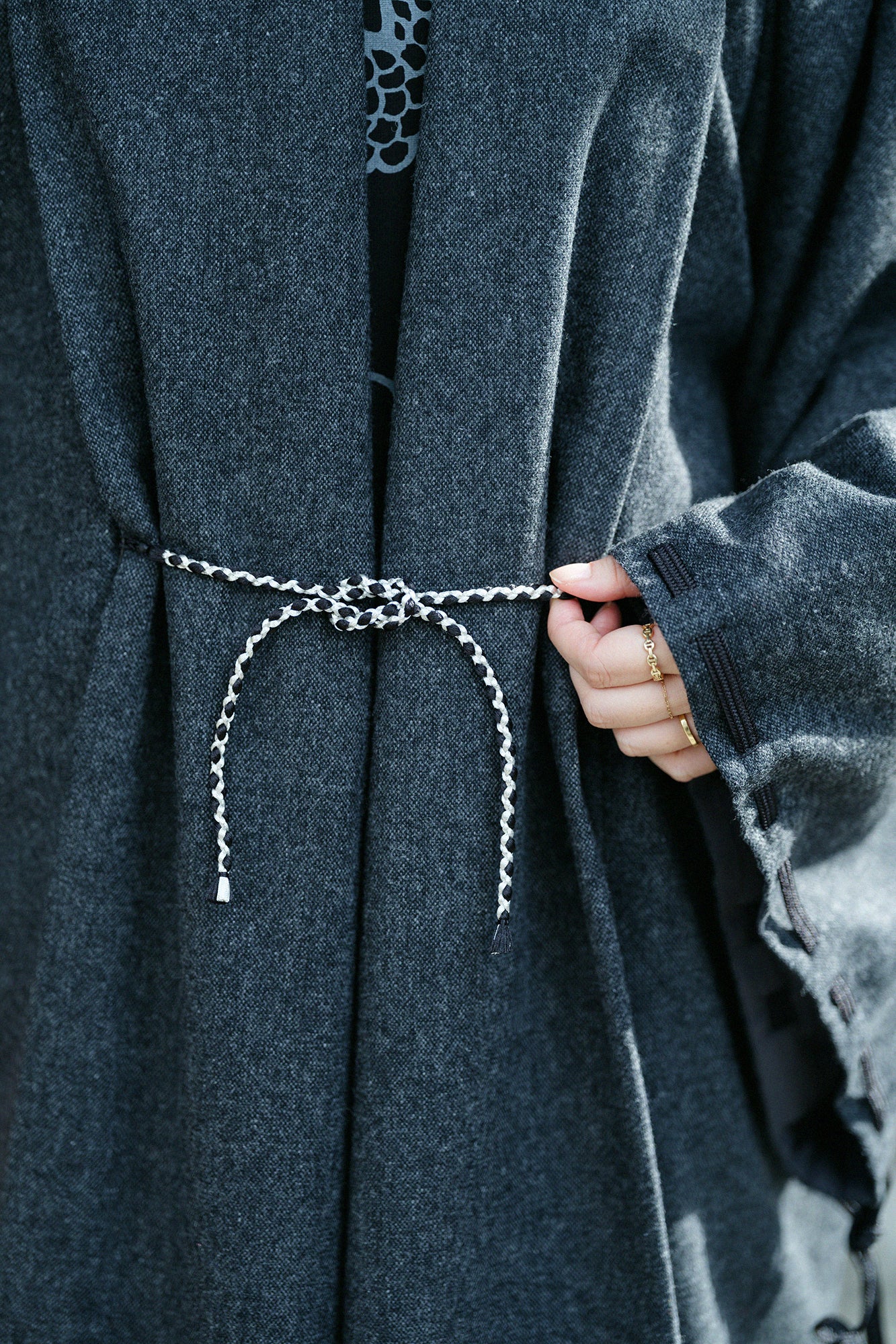 尾州粗花呢 宮中袖外套 中長 附裡襯／灰炭色