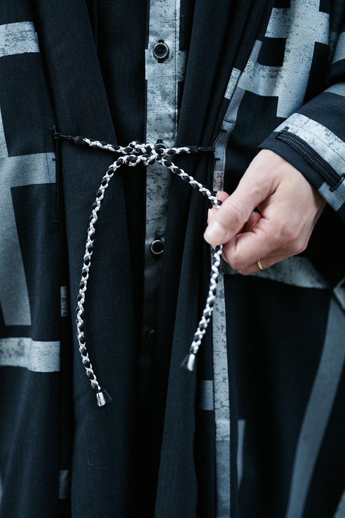 Combed Yarn Rectangular Sleeve Coat Mid-length Single Layer / Fence Double Sabi Ink Black