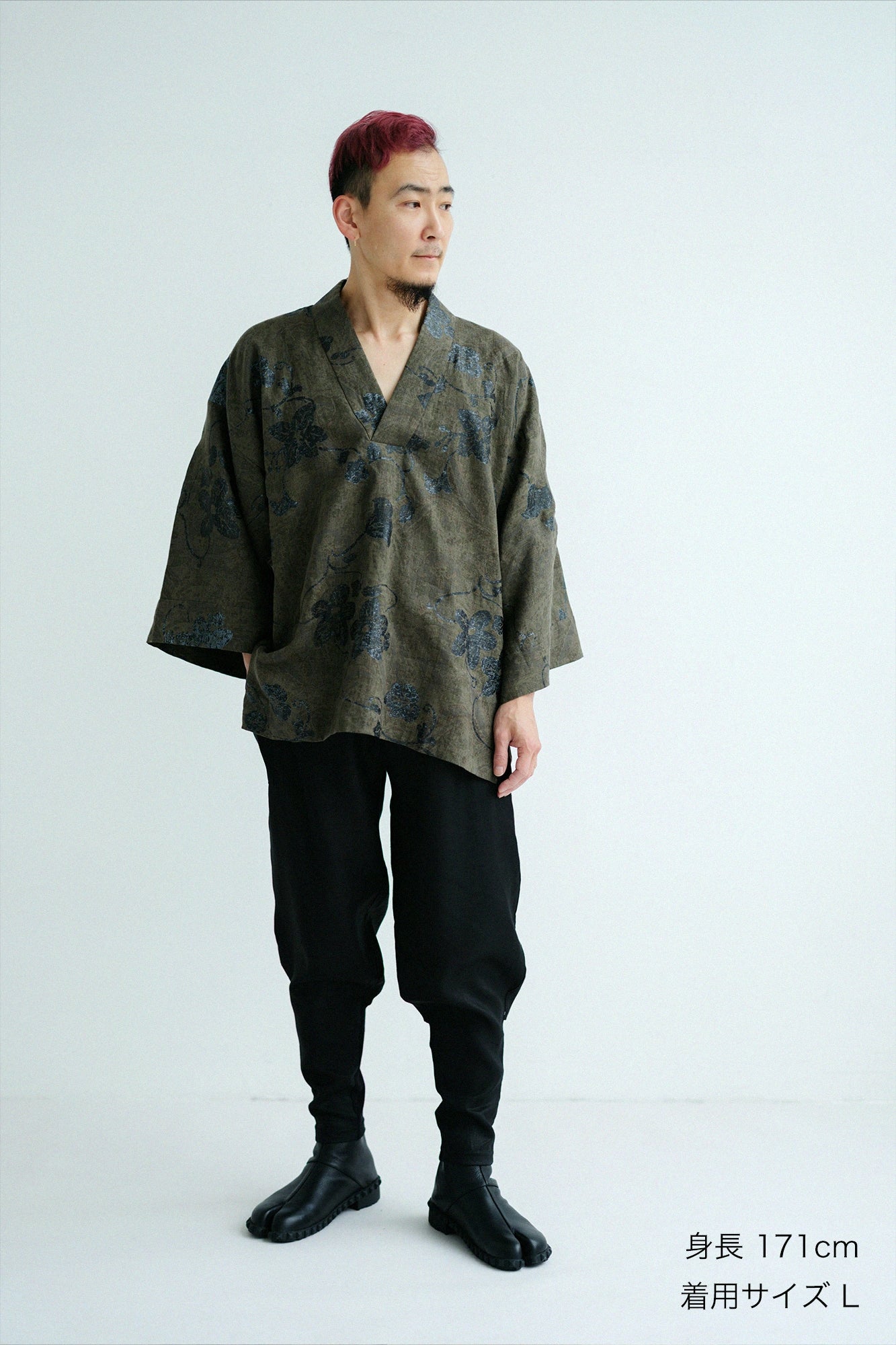 Chanvre Fuuubi Shin'i/Karabana ni Uruwashi Sabi (Sabi) Couleur pin marin (Miruiro)