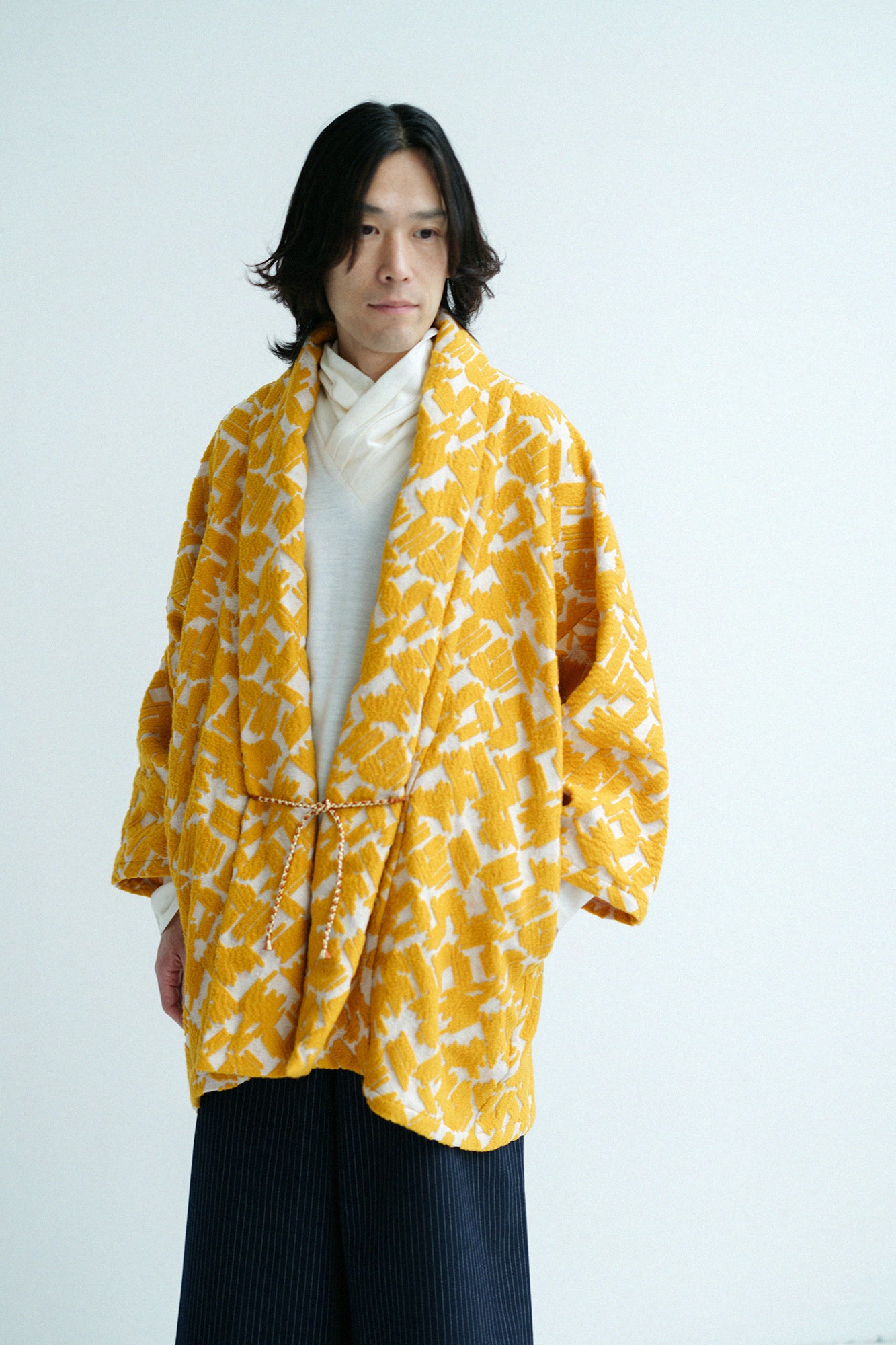 羊毛緹花 梯形袖 短外套 單層／金黃色