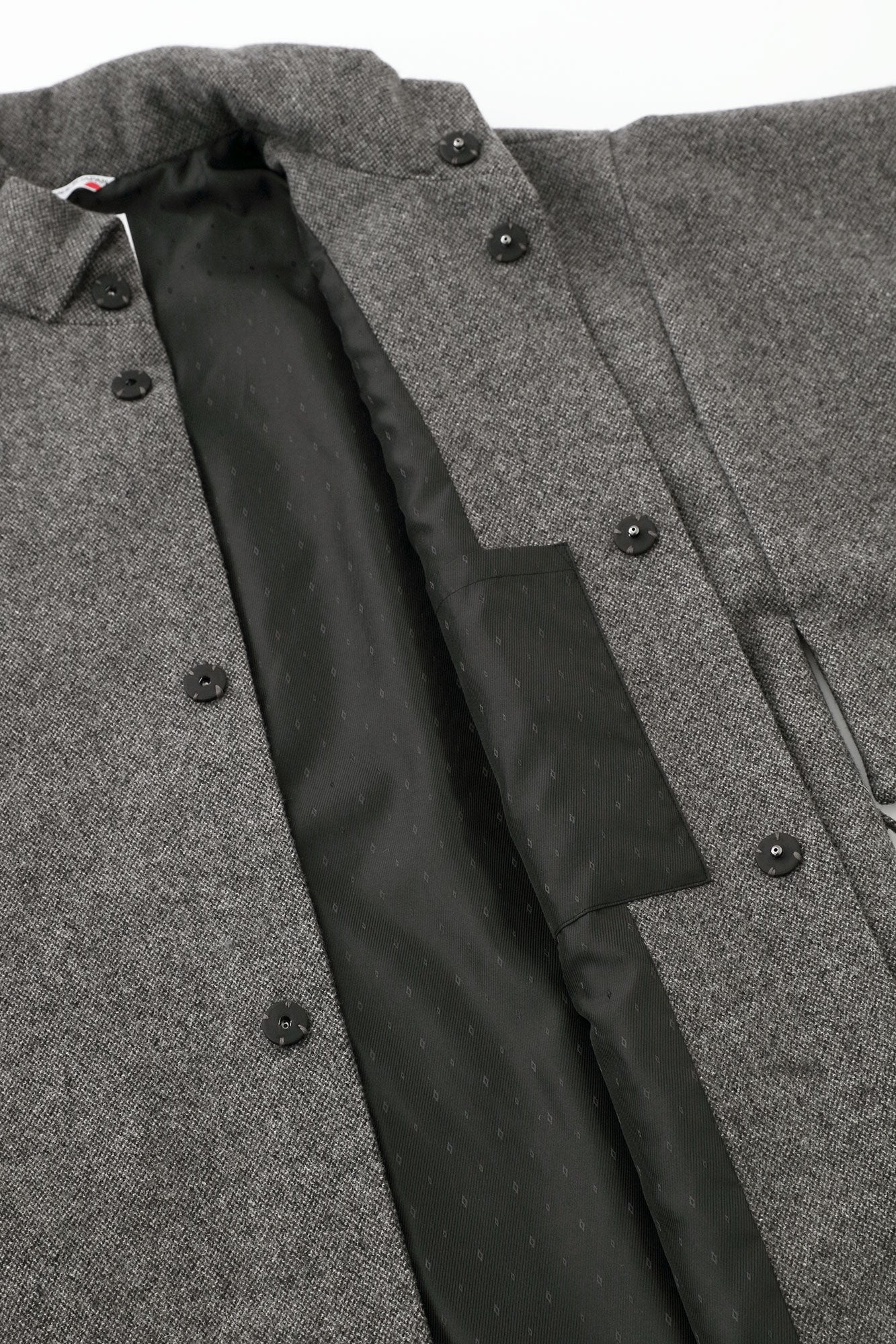 [Réservation] Cape en tweed à manches carrées, courte longueur (mijikatake), doublure/couleur anthracite (expédition prévue vers le 25 novembre)