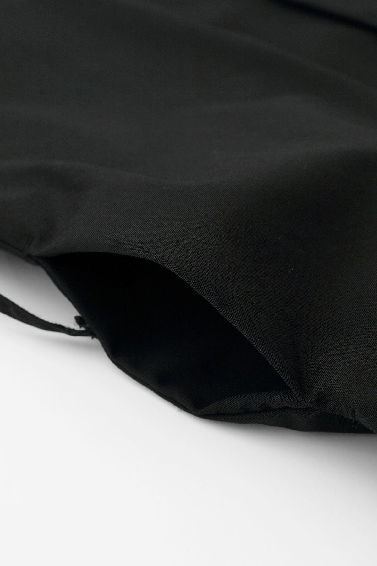 【Voraussichtlicher Versand um den 22. September】 Hochdichtes Gabardine-Jacke mit eingearbeiteten Schulterpolstern / Haselnussfarbe 