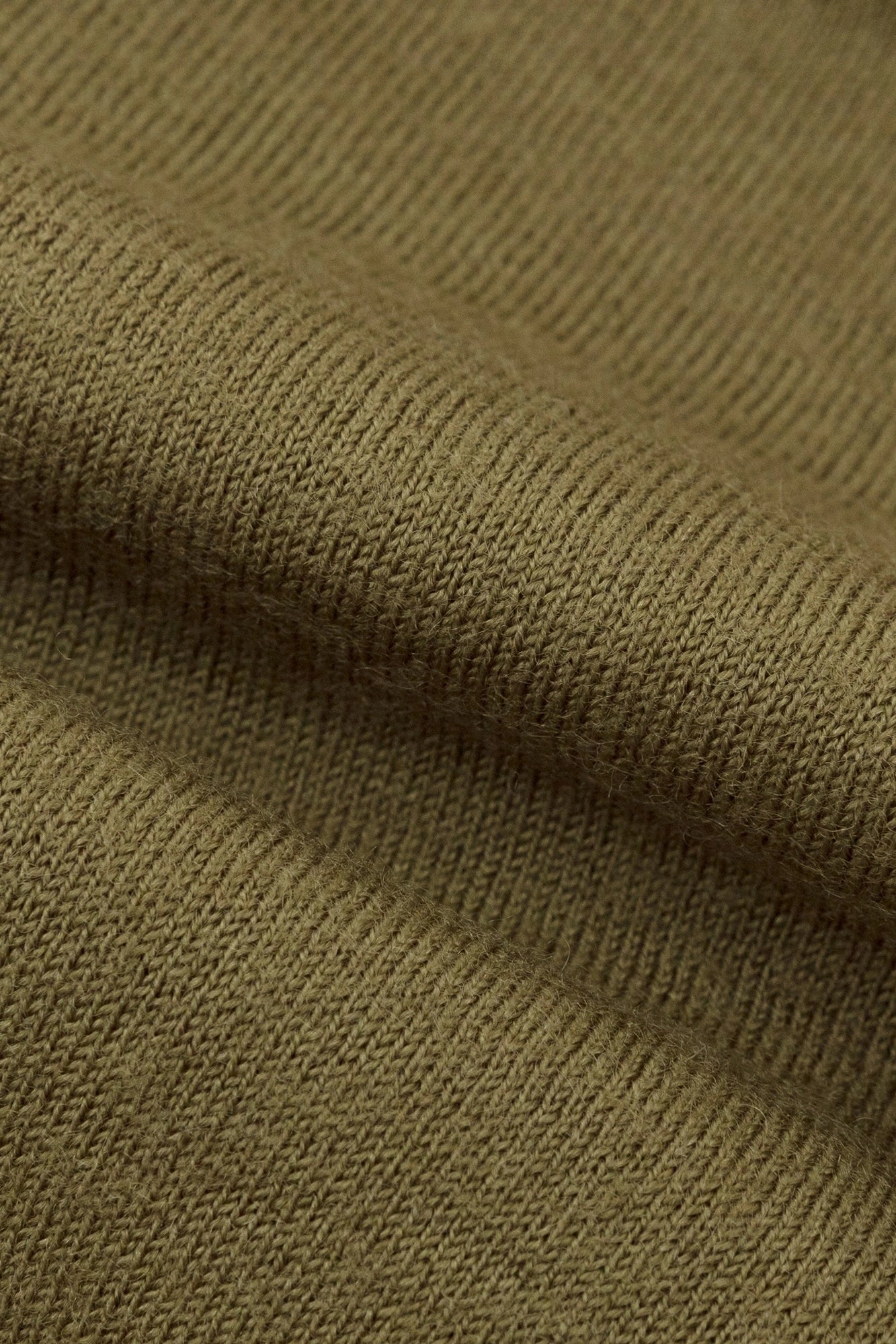 Washable Plain Stitch Wool Squirrel-like Cardigan / Greenish Brown
