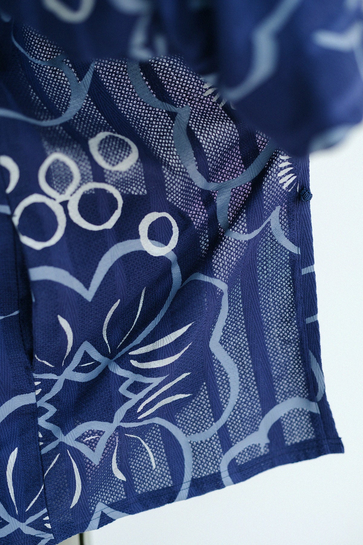 Transparente Jacke im britischen Aristokratenstil: Weißbraun（hakushakufūbi）/ Momo-yama（momoyama） – kurz und konzentriert（nōkon） 