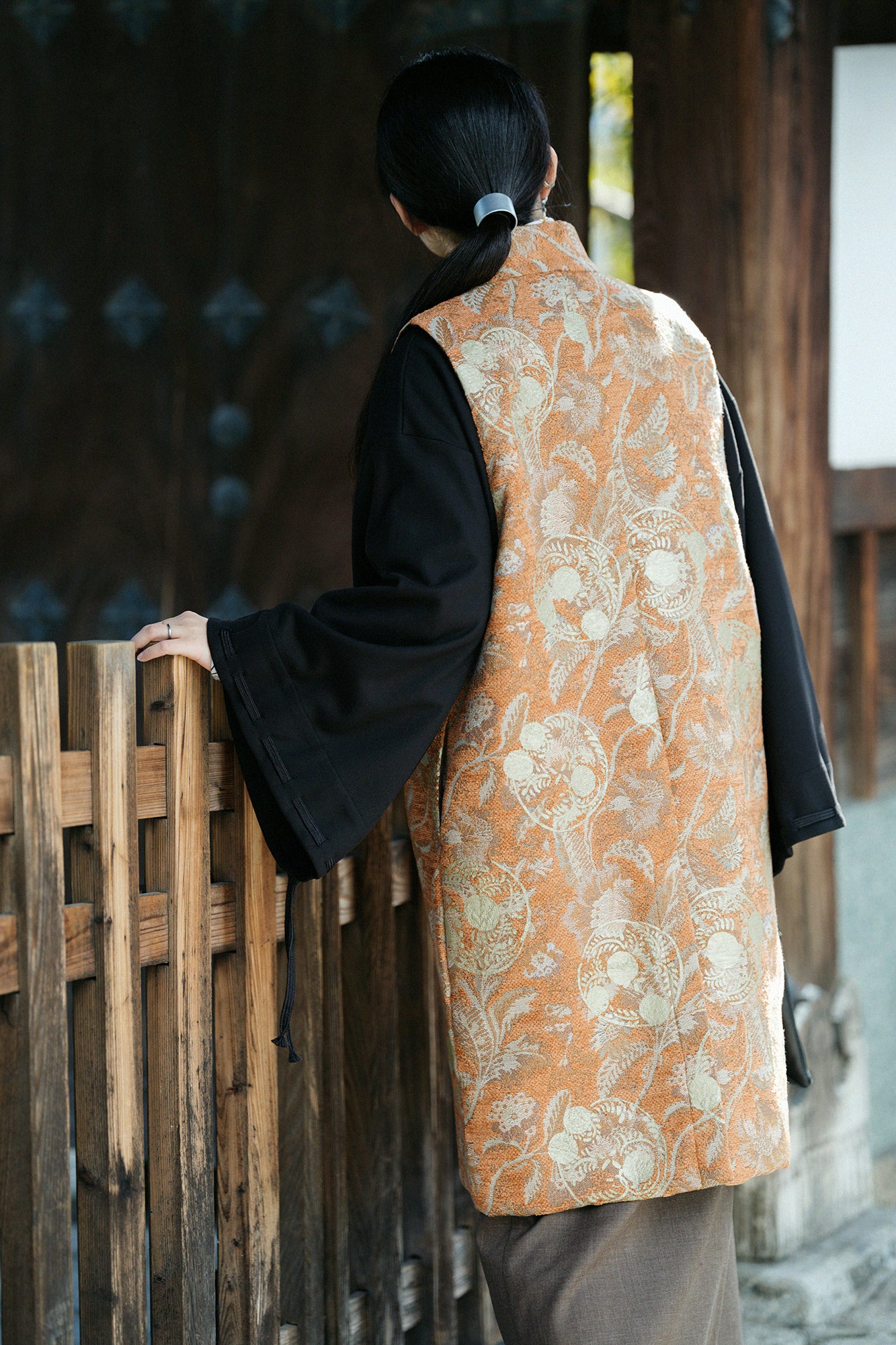 SOUSOU 行 長羽織（ながばおり） 袷（あわせ）羽織 42双 梳毛（そもう） 長羽織（ながばおり） 袷（あわせ）／濡羽色（