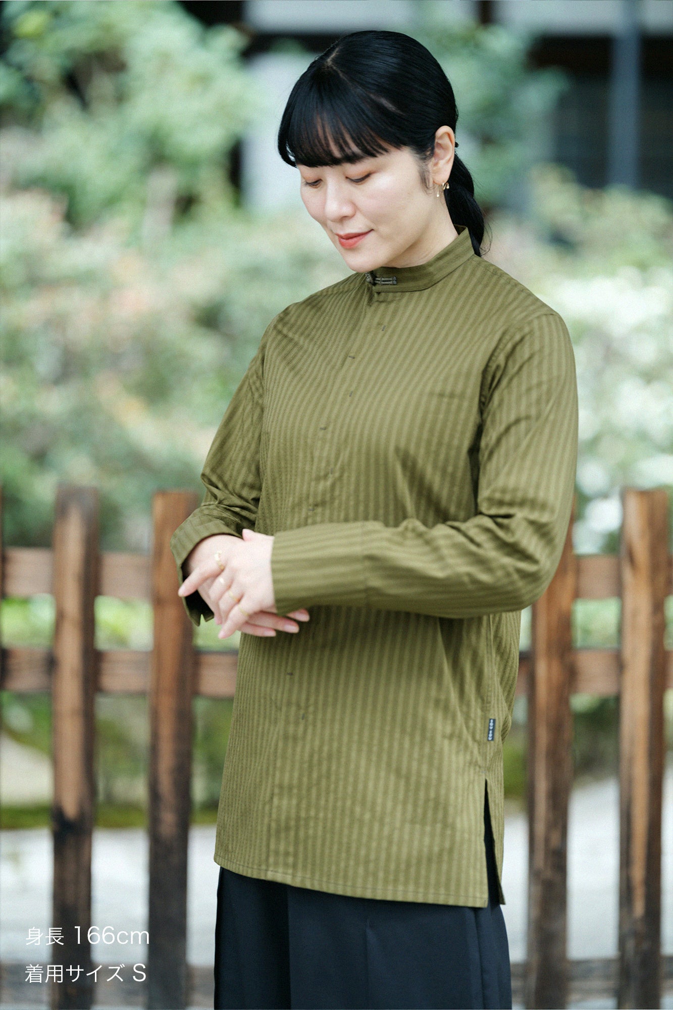 紗羅編織 圓領長襯衣／橄欖綠