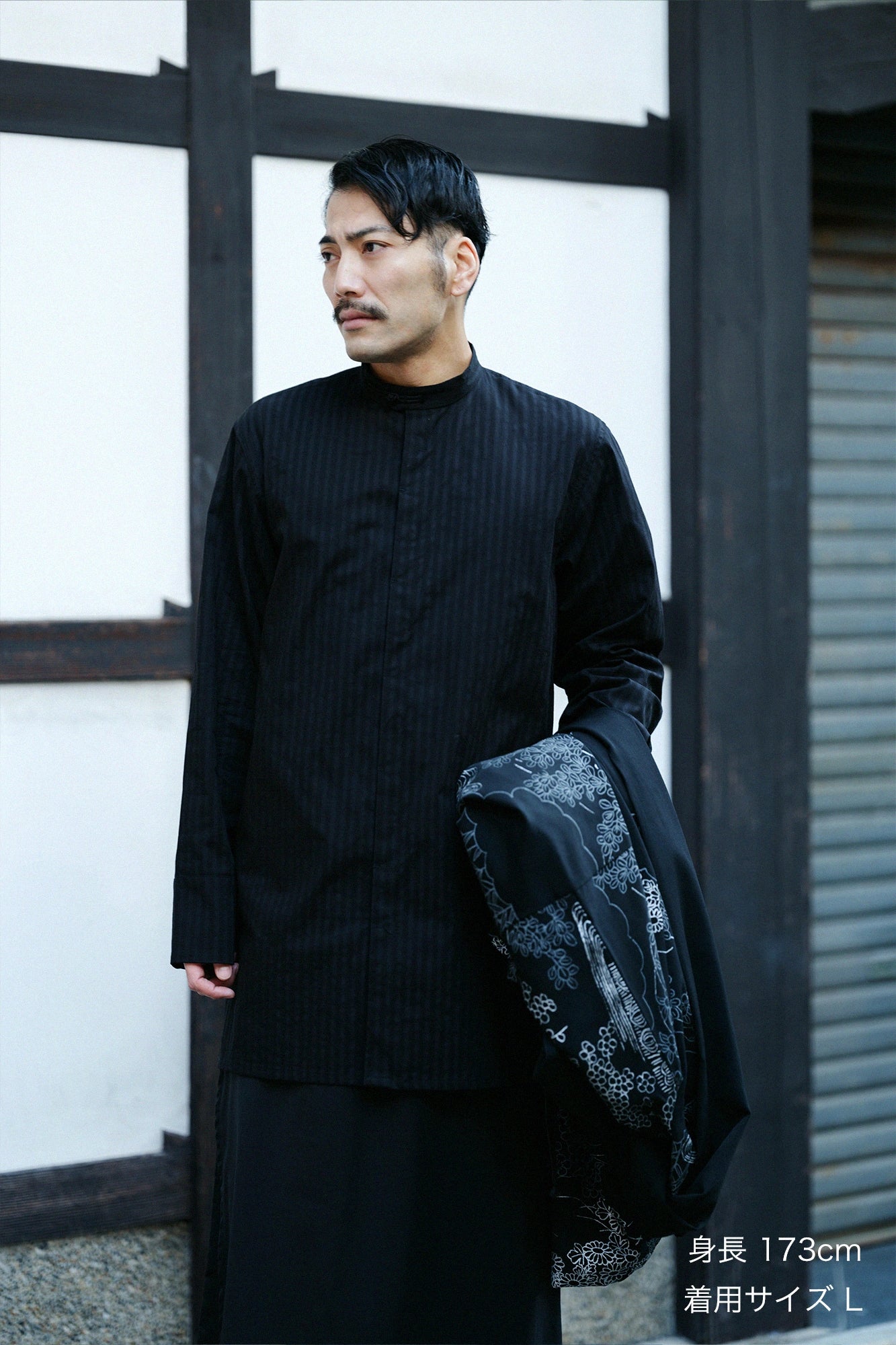 紗羅編織 圓領長襯衣／黑色