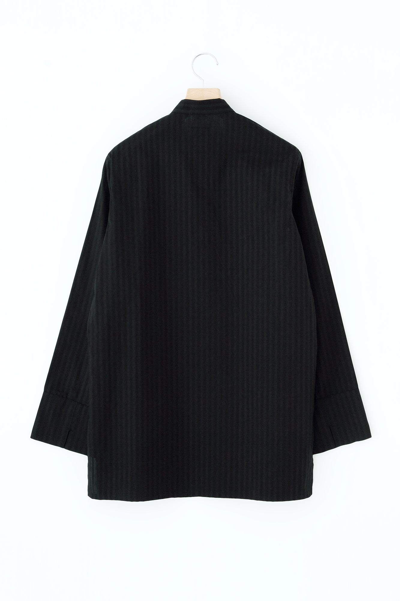 絡み織（からみおり） 円領長襯衣（えんりょうながしんい）／濡羽色（ぬればいろ）