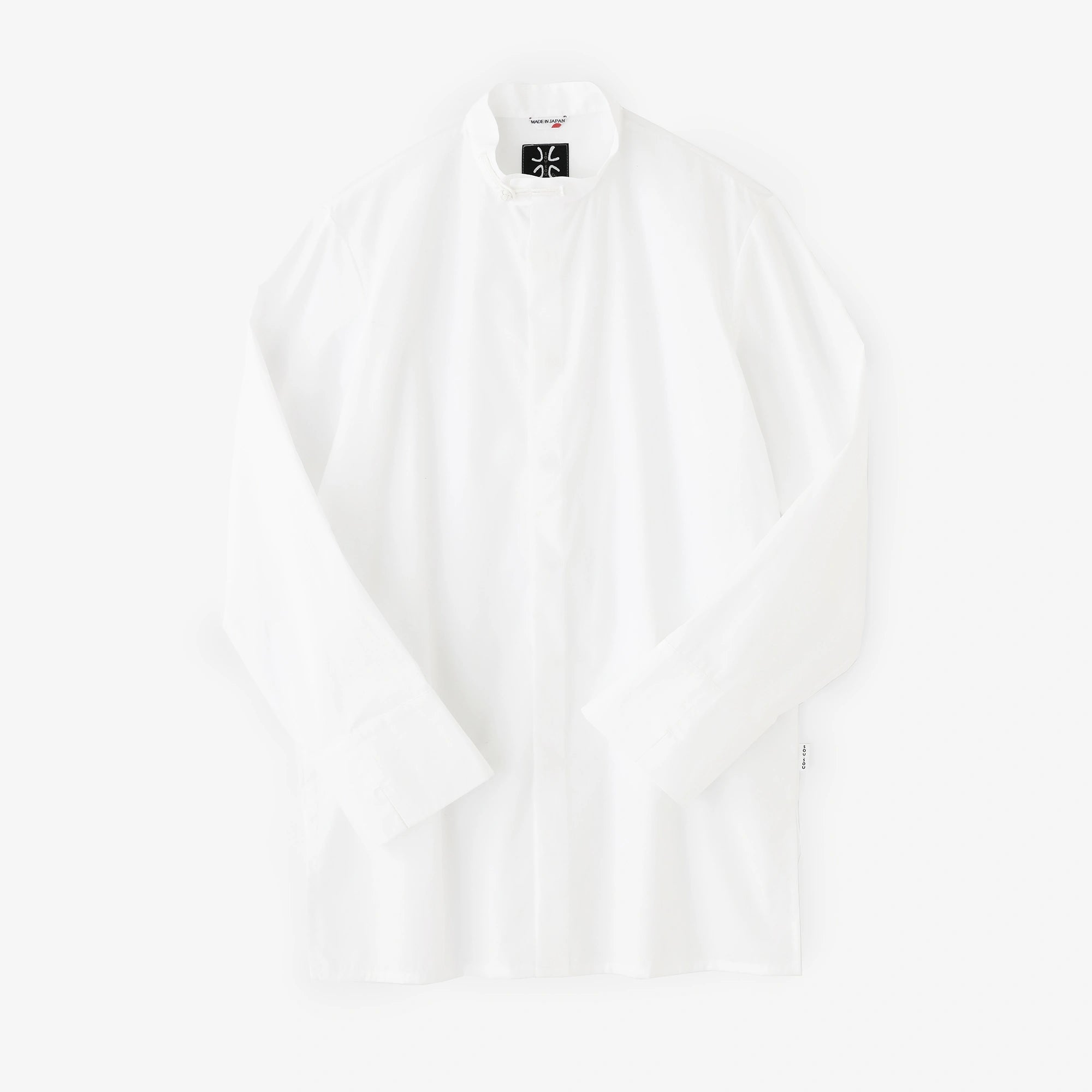 200 Count 2-ply Broadcloth Round Collar Long Shirt / White