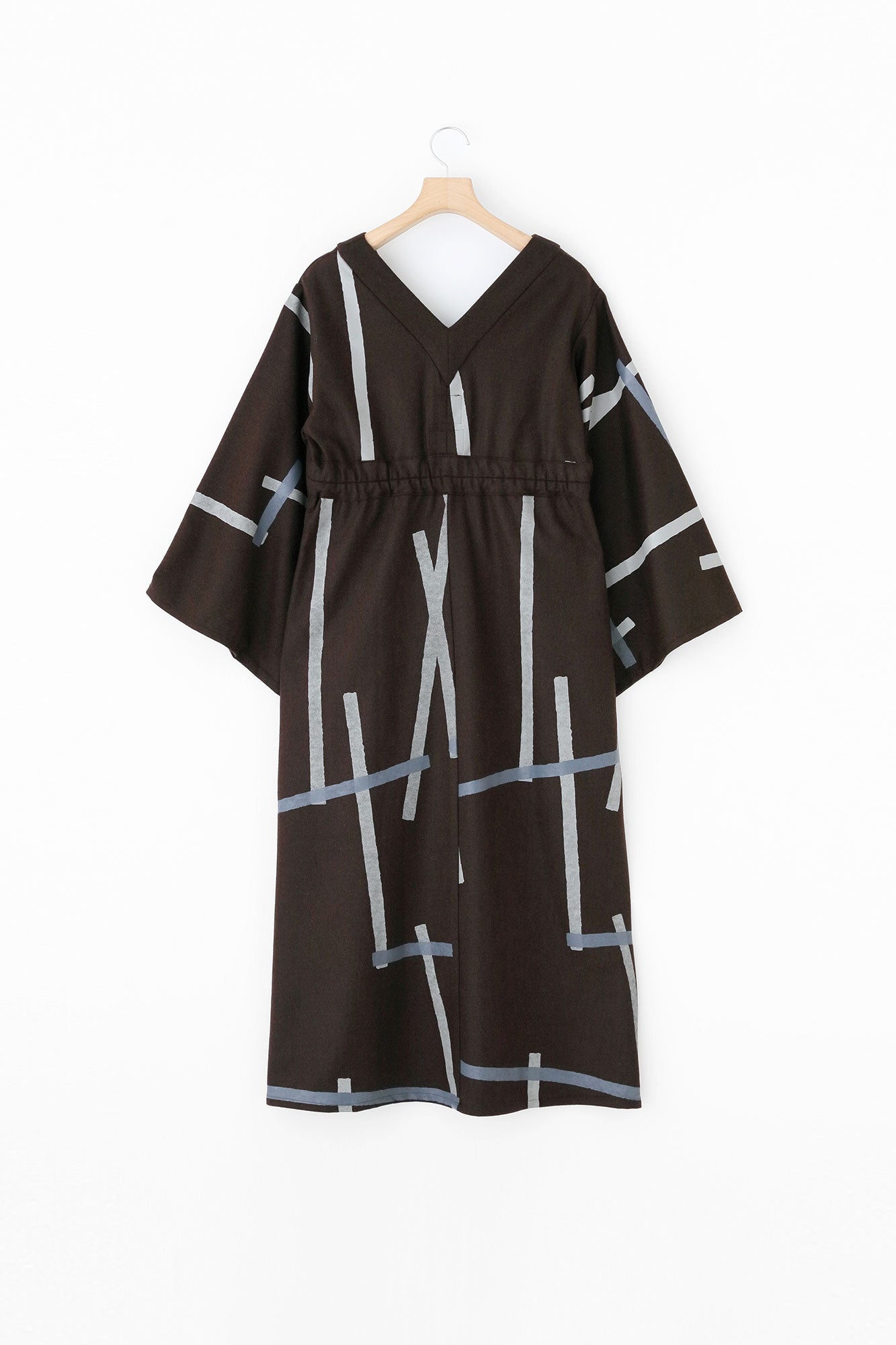 羊毛法蘭絨 和服型洋裝／鳶 赤墨色 