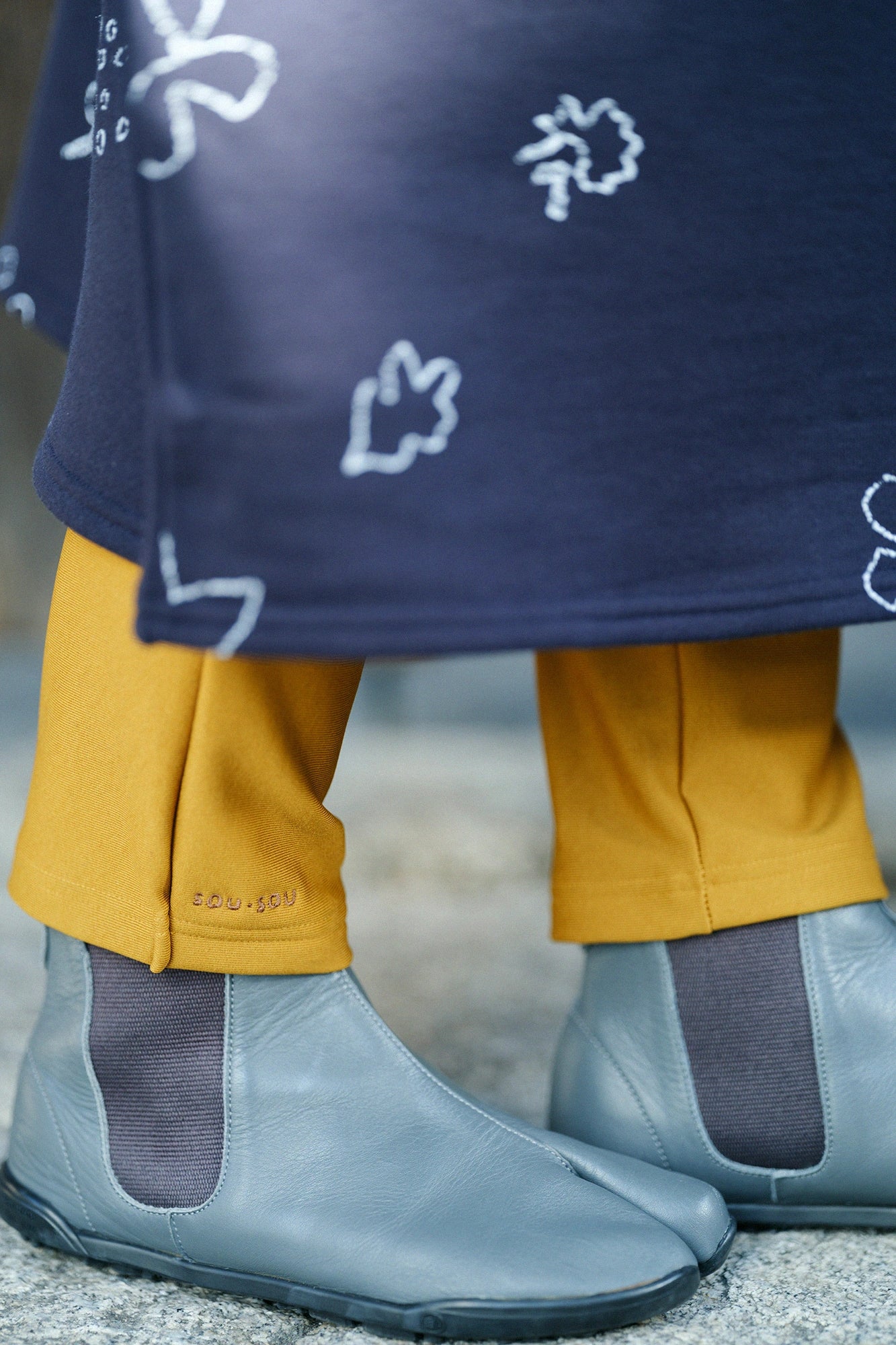 ヒートパフォーマ(R) 細形（ほそなり）えんゆう穿き／芥子色（からしいろ）