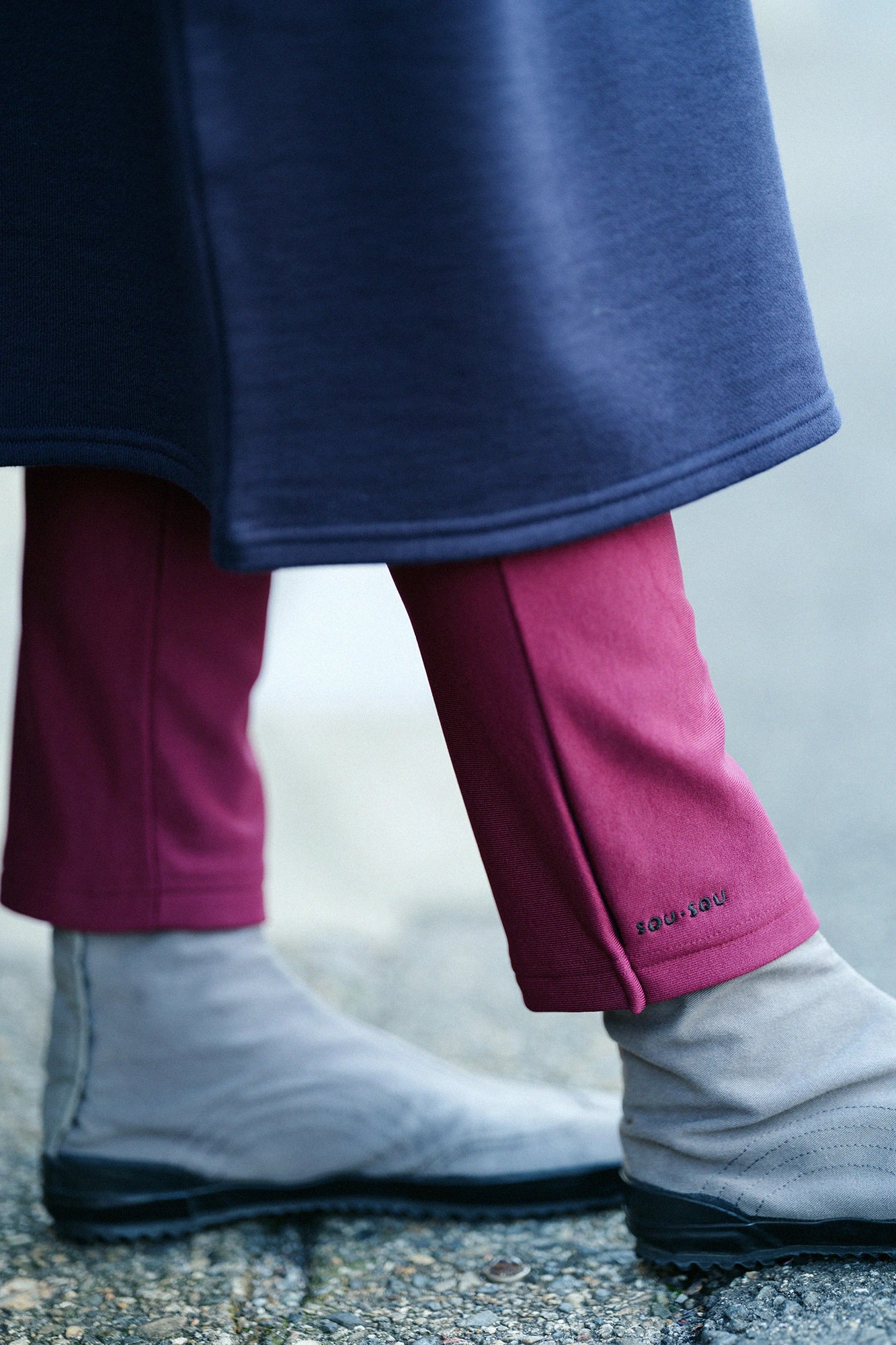 ヒートパフォーマ(R) 細形（ほそなり）えんゆう穿き／紫檀色（したんいろ）