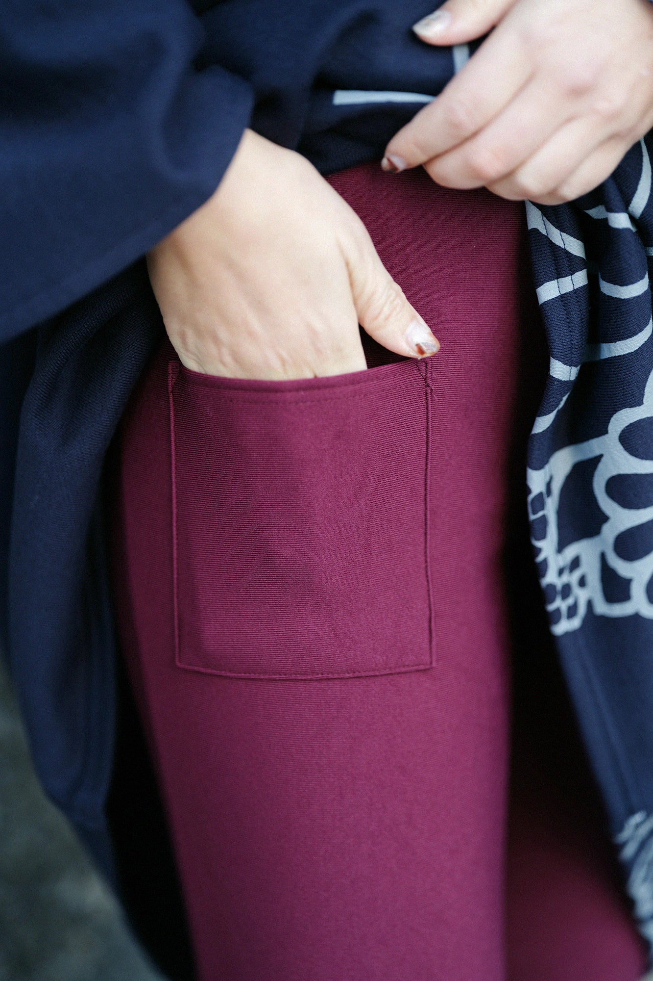 ヒートパフォーマ(R) 細形（ほそなり）えんゆう穿き／紫檀色（したんいろ）