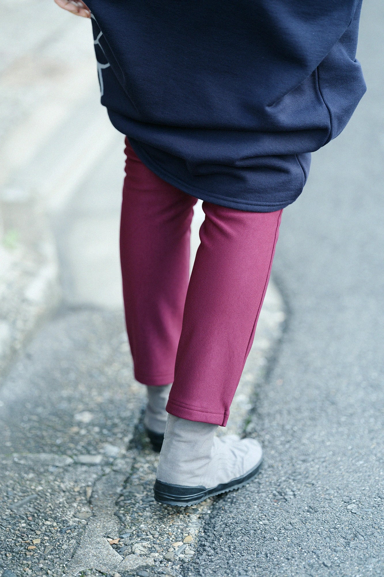 ヒートパフォーマ(R) 細形（ほそなり）えんゆう穿き／紫檀色（したんいろ）