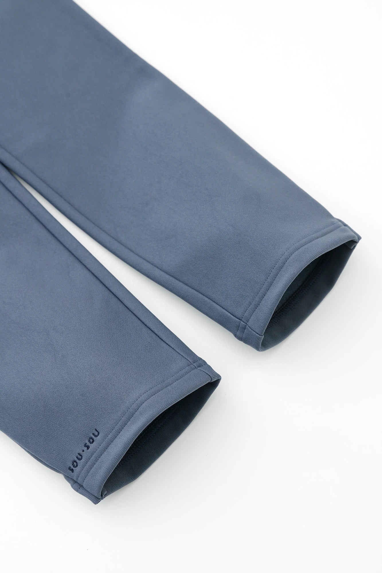 ヒートパフォーマ(R) 細形（ほそなり）えんゆう穿き／桔梗鼠（ききょうねず）