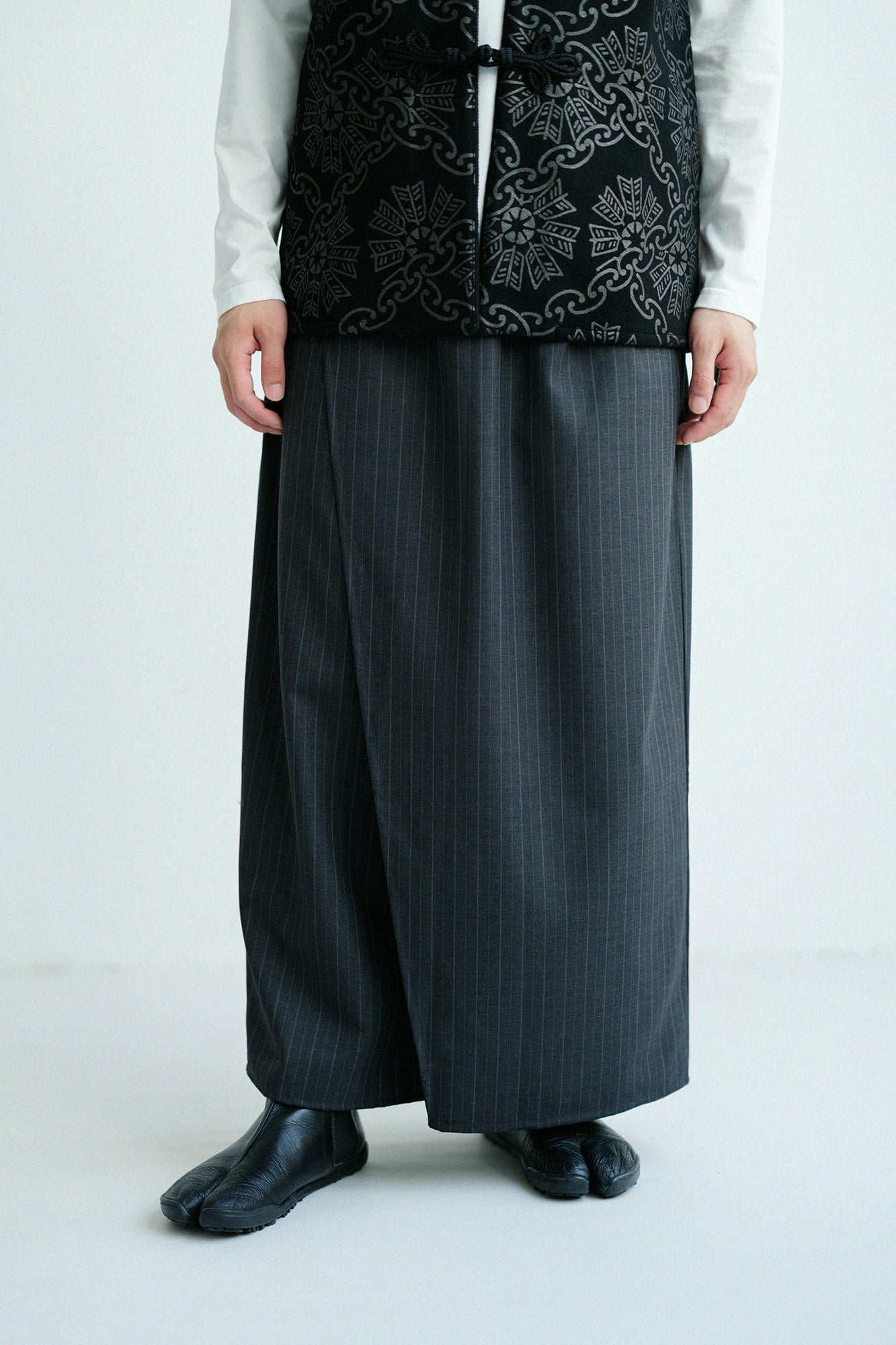 梳毛條紋 和服褲裝／濃灰