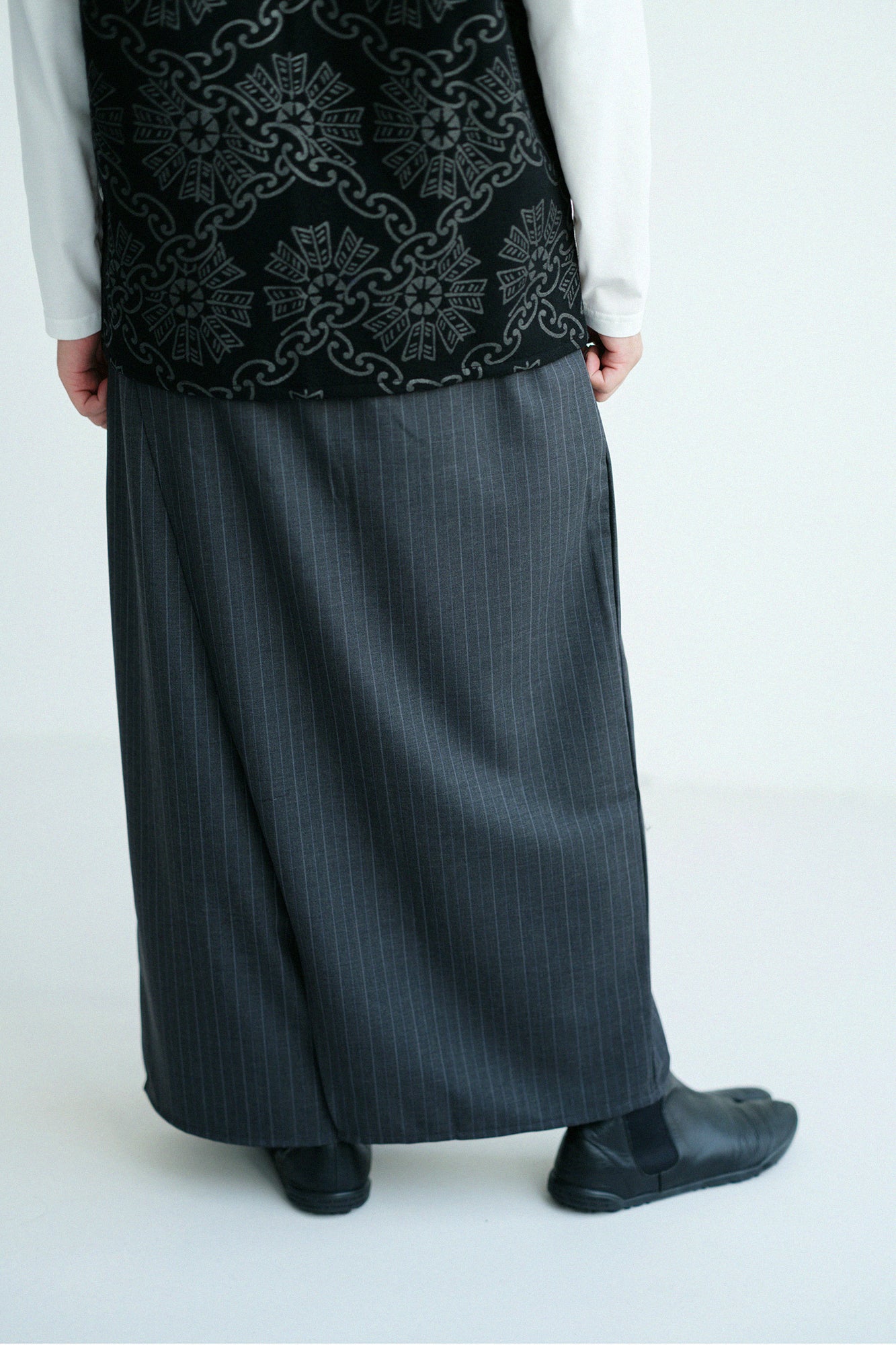 梳毛條紋 和服褲裝／濃灰