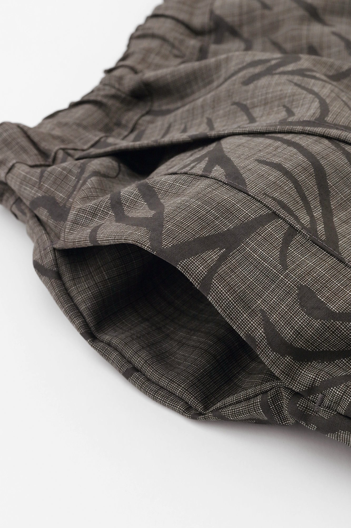 【Ships Ard 9/22】High-twisted Combed Yarn Wrap Hakama Pants／flying elephants