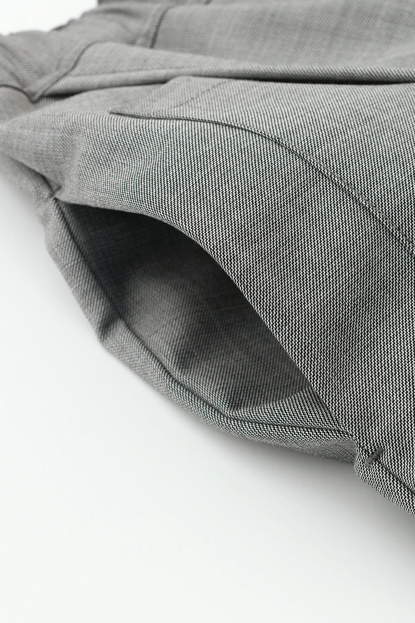 【Ships Ard 9/22】Combed Yarn Twill Weave Wrap Hakama Pants／Light Grey