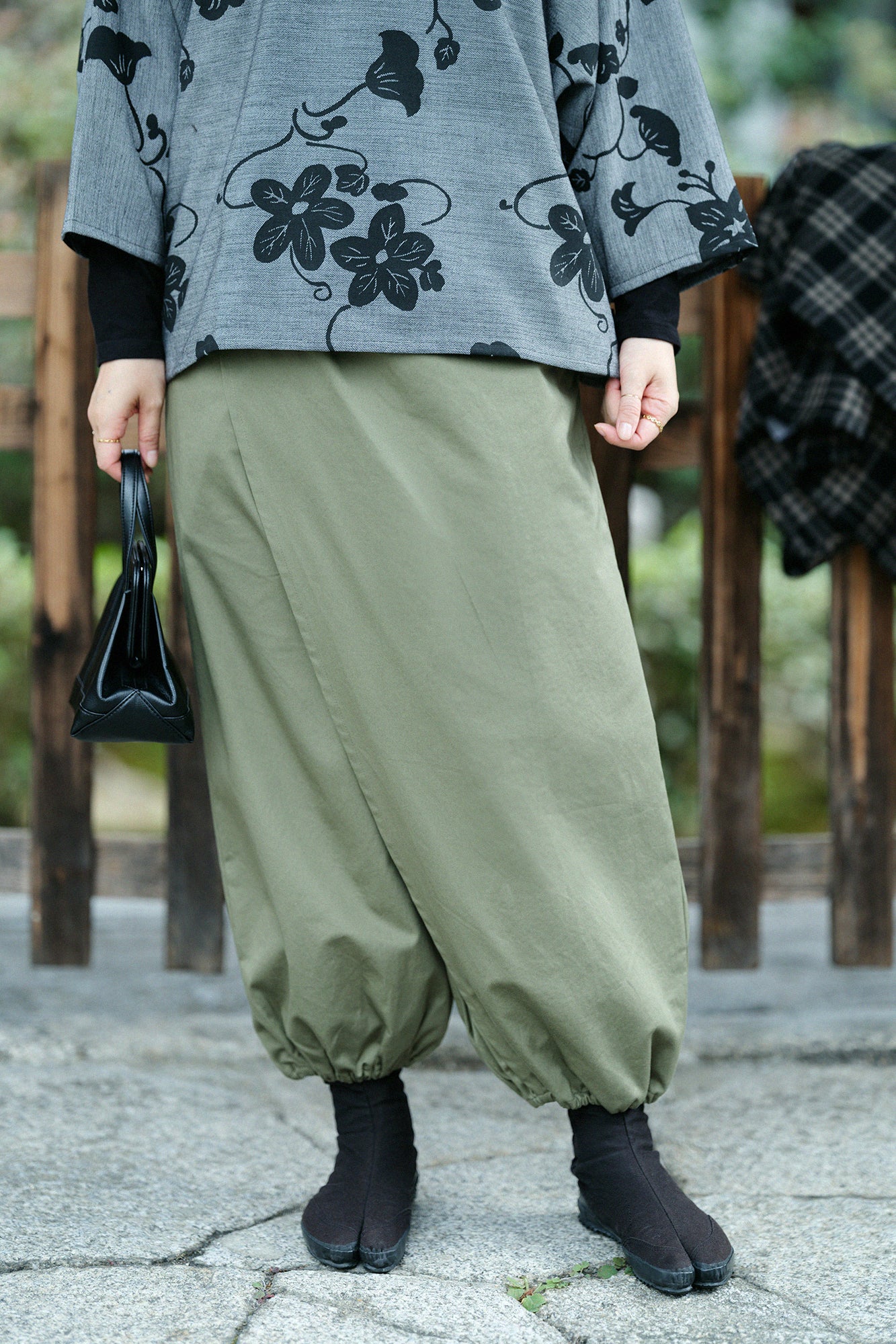 チノクロス 手柄寛衣下（たかみかんいした）／海松色（みるいろ）