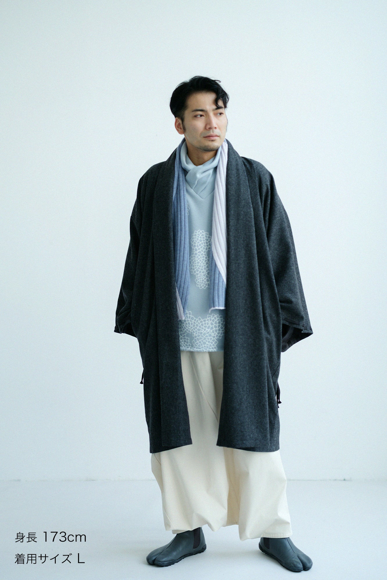 伸（しん） 綾織（あやおり） 富士（ふじ）／鳥の子色（とりのこいろ）