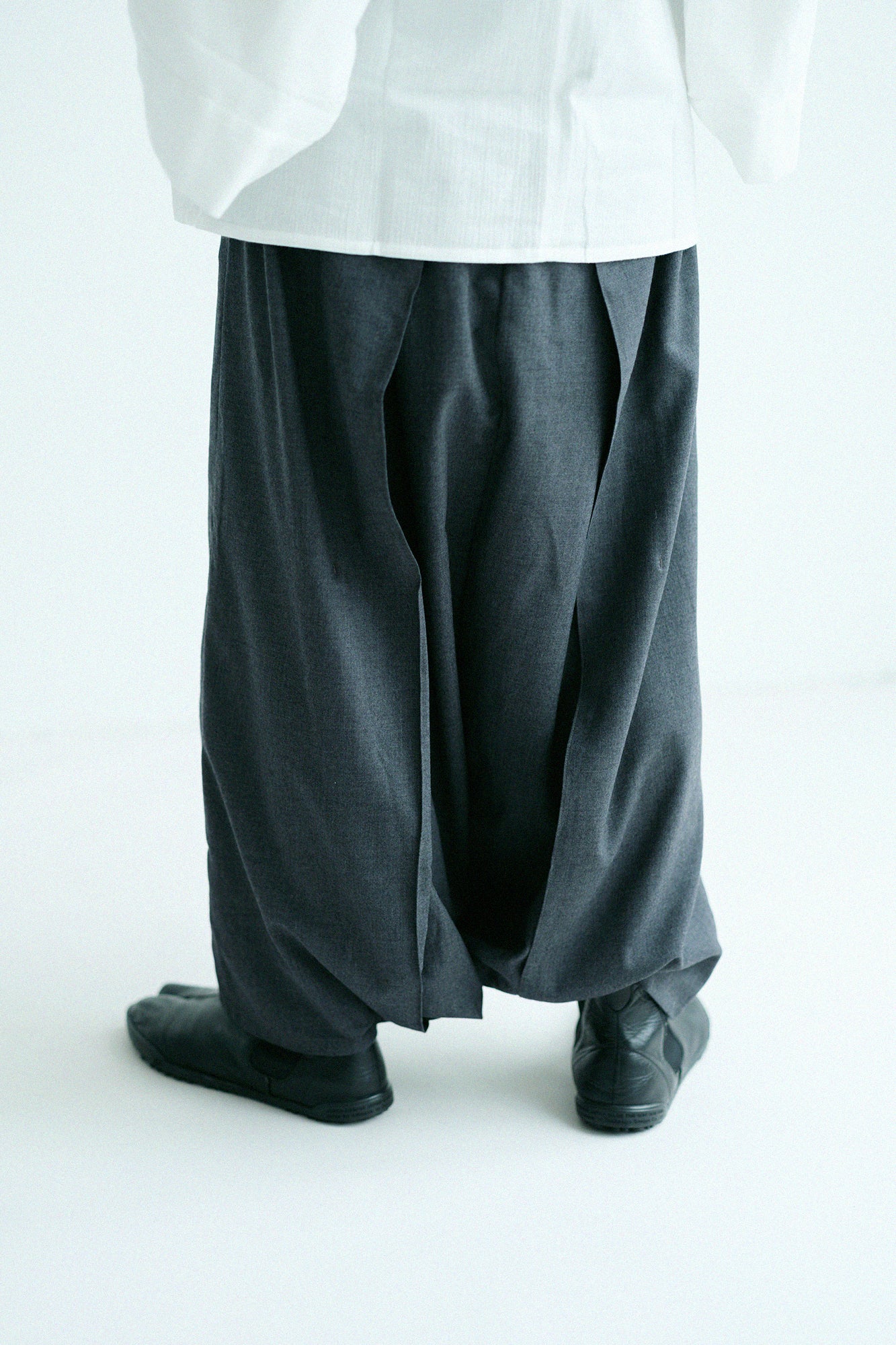 Super 100's Wool Hakama Fuji Pants / Dark Grey