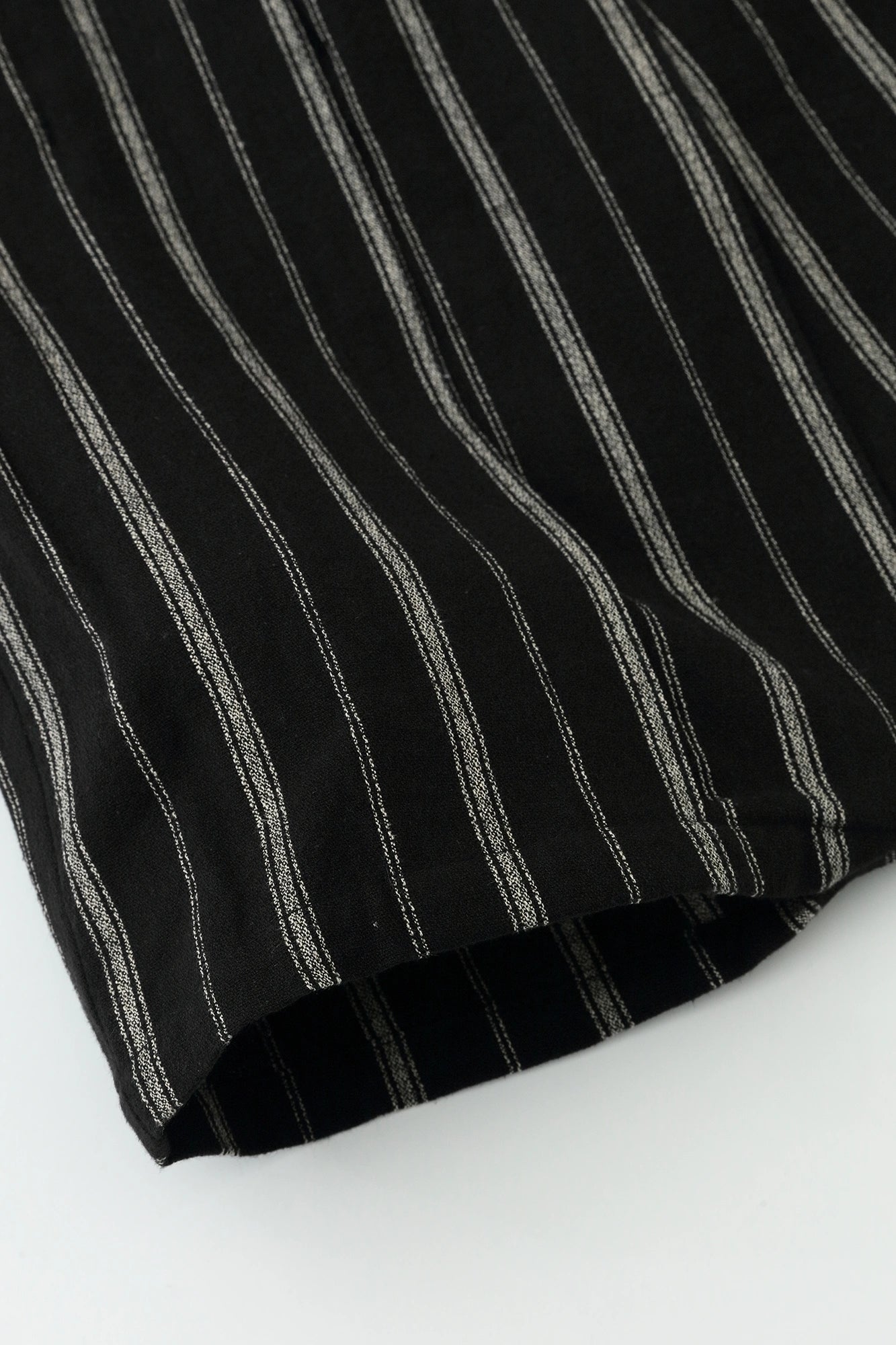 Cotton-linen Blend Hakama Fuji Pants／Fine Striped Black
