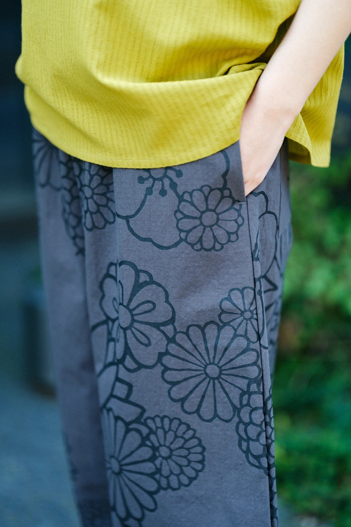 Organic Cotton Wide-legging Pants Odayaka／Gold Damask Charcoal Grey Small Check