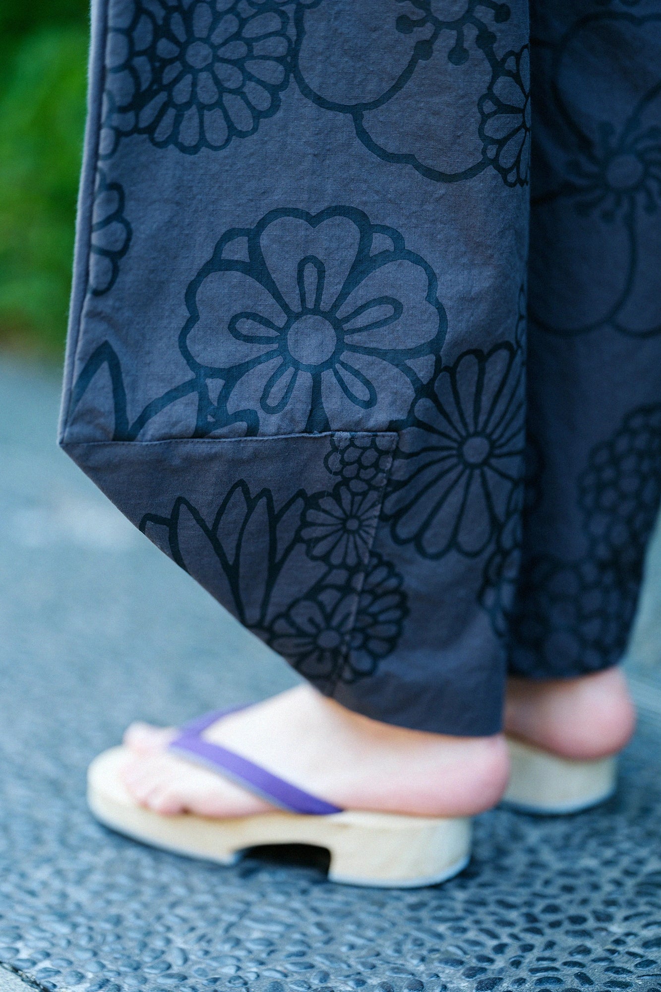 Organic Cotton Wide-legging Pants Odayaka／Gold Damask Charcoal Grey Small Check