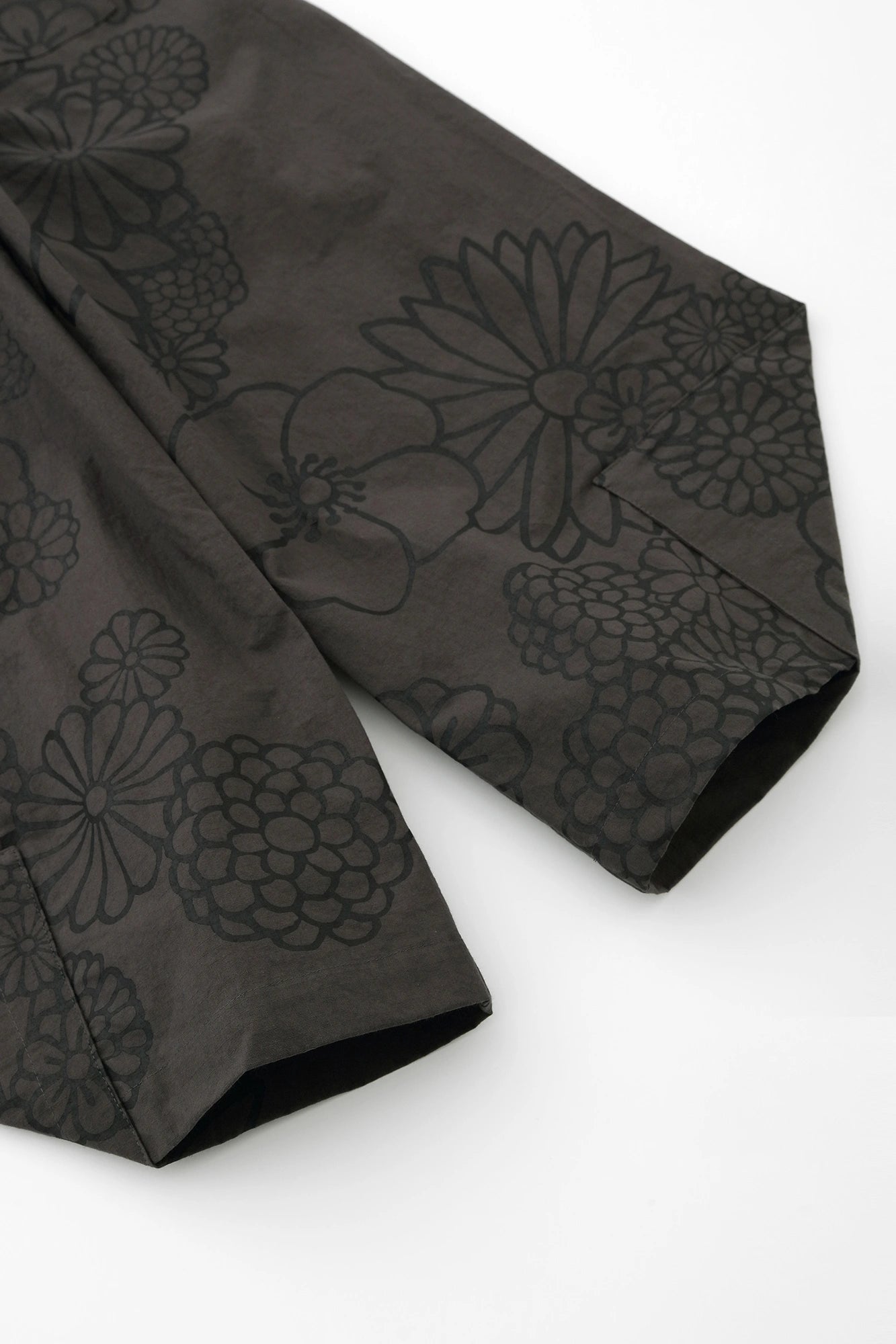 Organic Cotton Wide-legging Pants Odayaka／Gold Damask Charcoal Grey Small Check