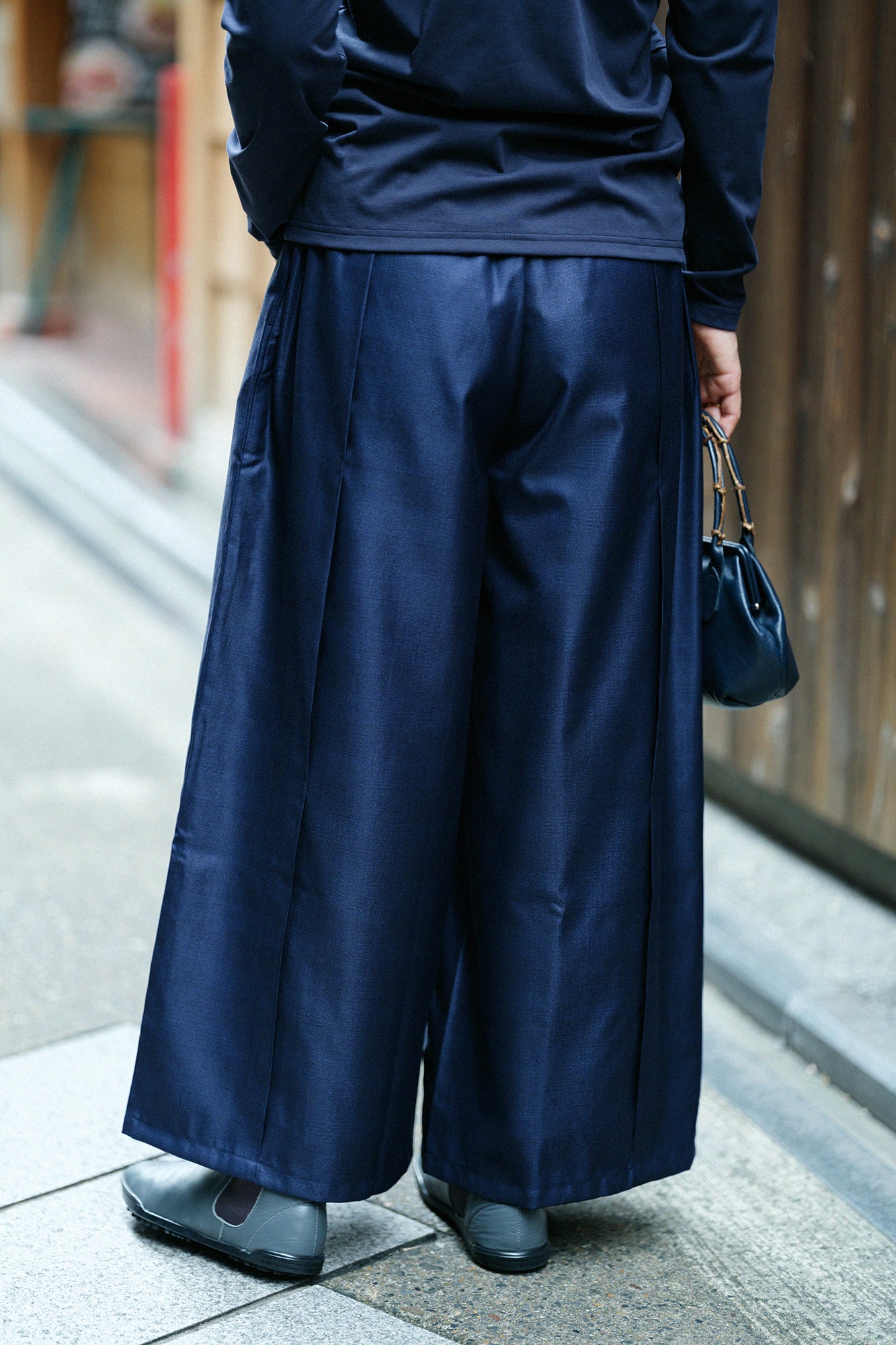 42雙線梳毛一褶闊腿褲/黑色