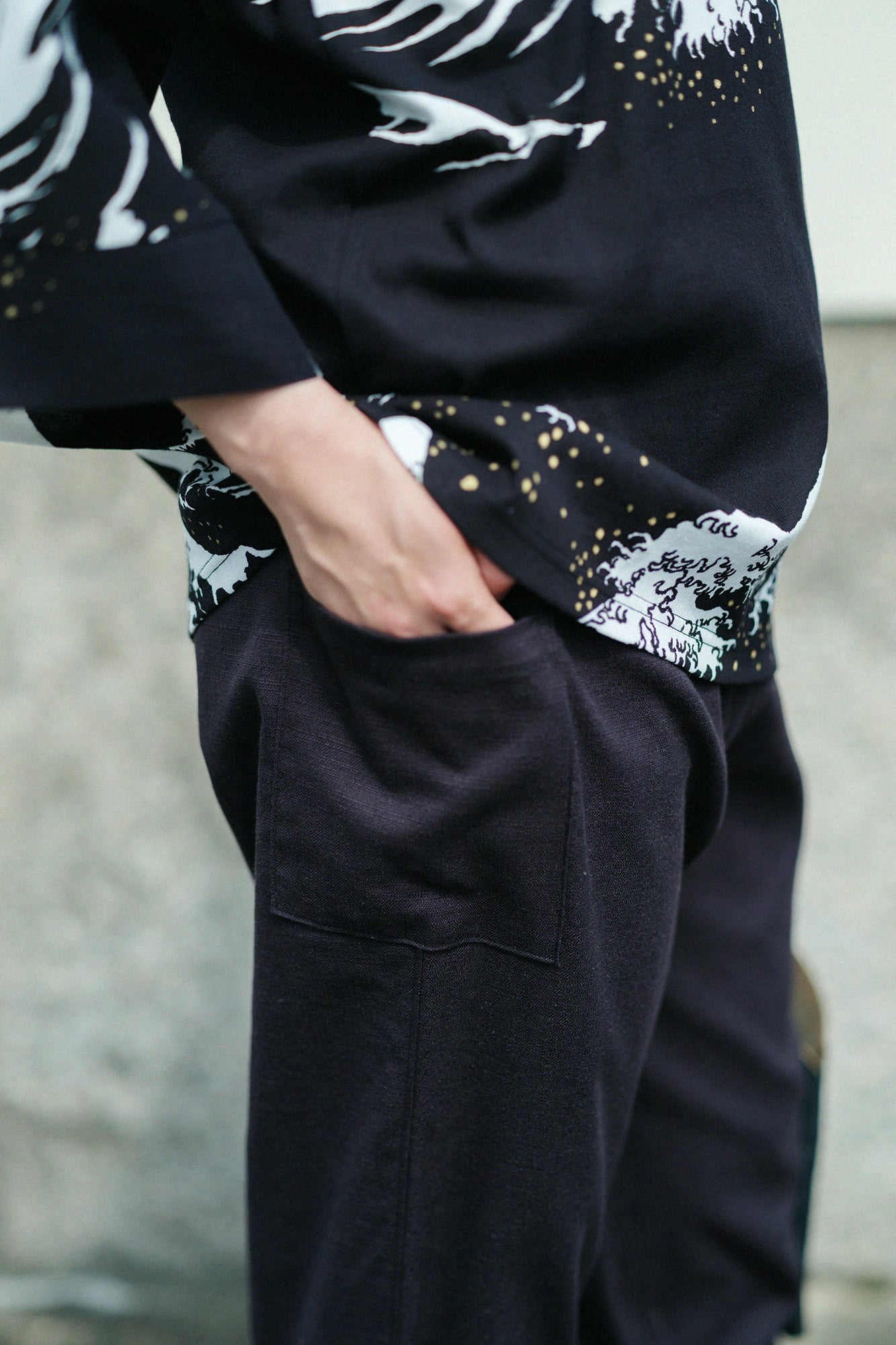 Cotton Linen-Rayon Blend Harem Pants／Black