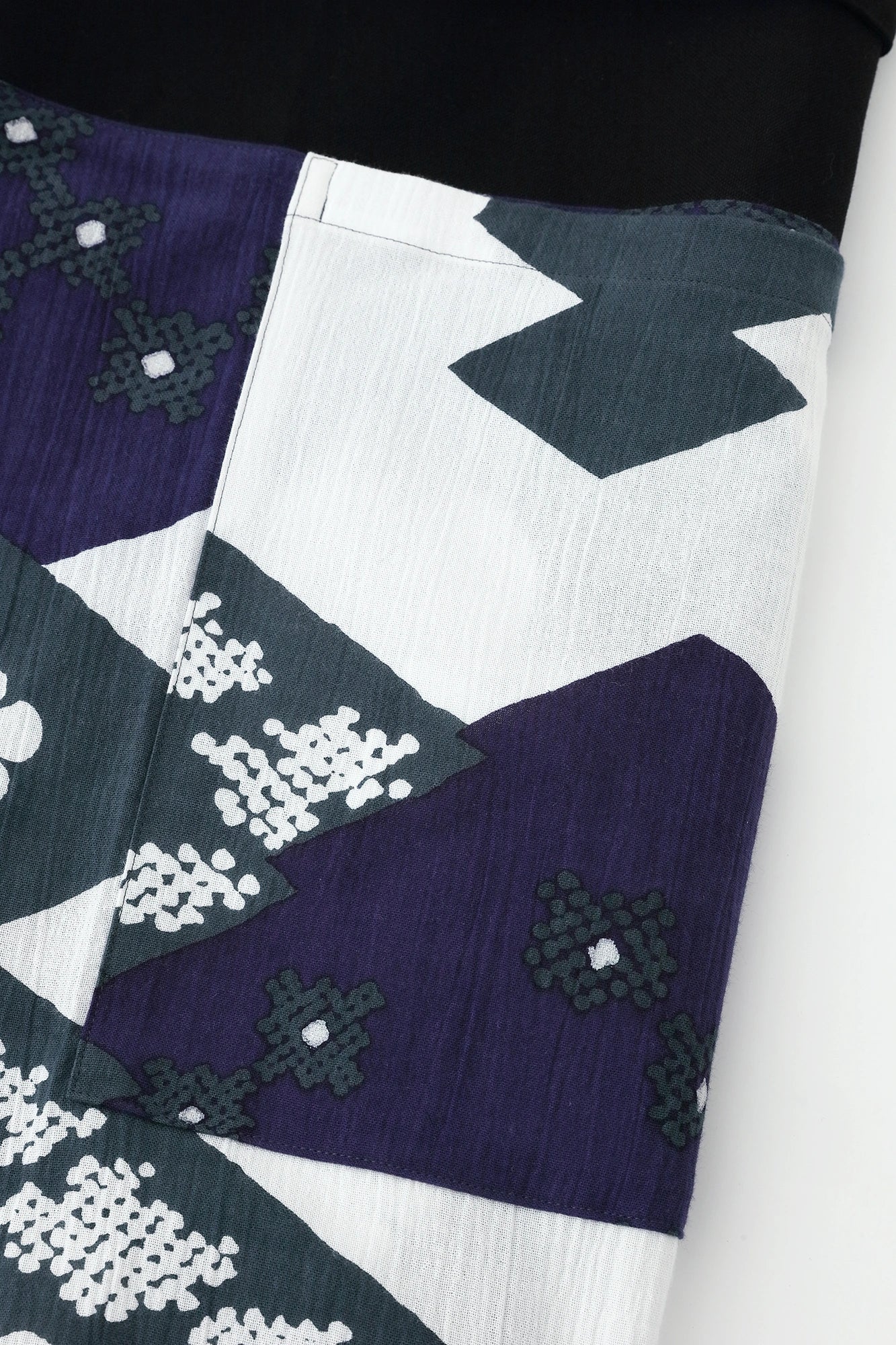 Chizimi Cotton 20/20 Fubi Bottom ／Small Flower, Clouds and Linked Diamond Pattern Recreation