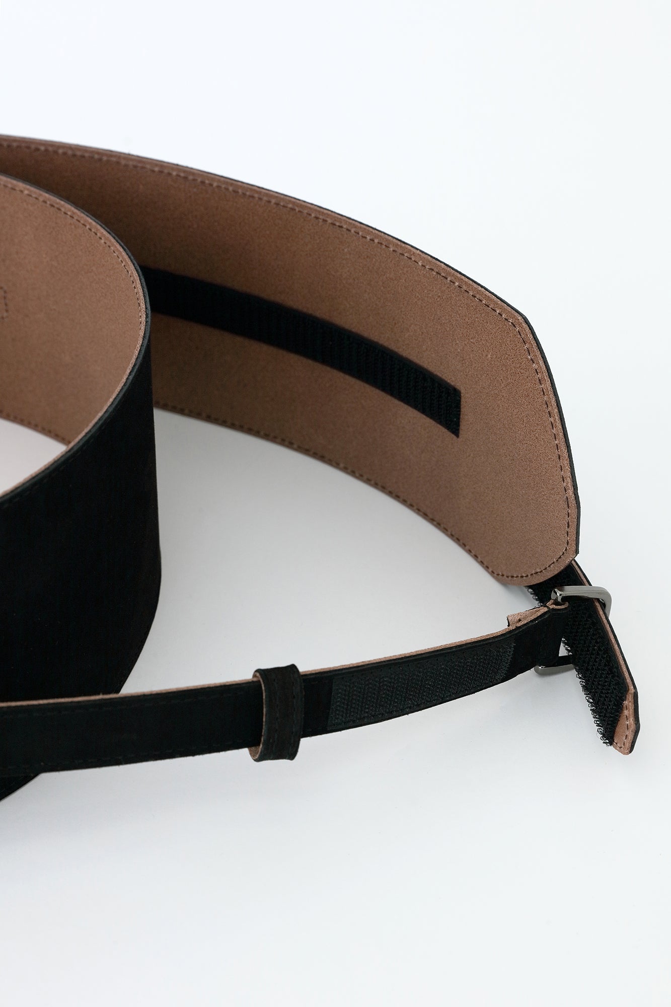 ヌバック 革帯（かくたい） 特大（とくだい）／濡羽色（ぬればいろ）