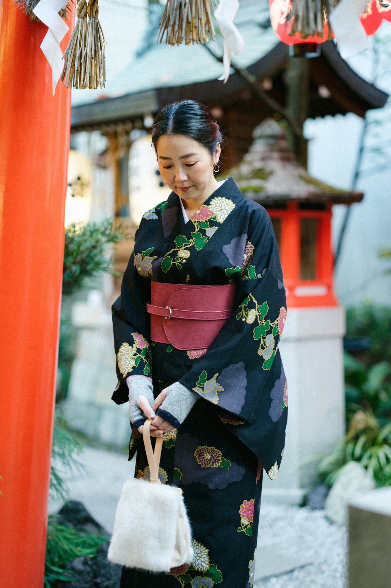 【お仕立て付き】モスリン 着物（総裏仕立て）／雲取（くもどり）りに菊【※お届けに約7週間】