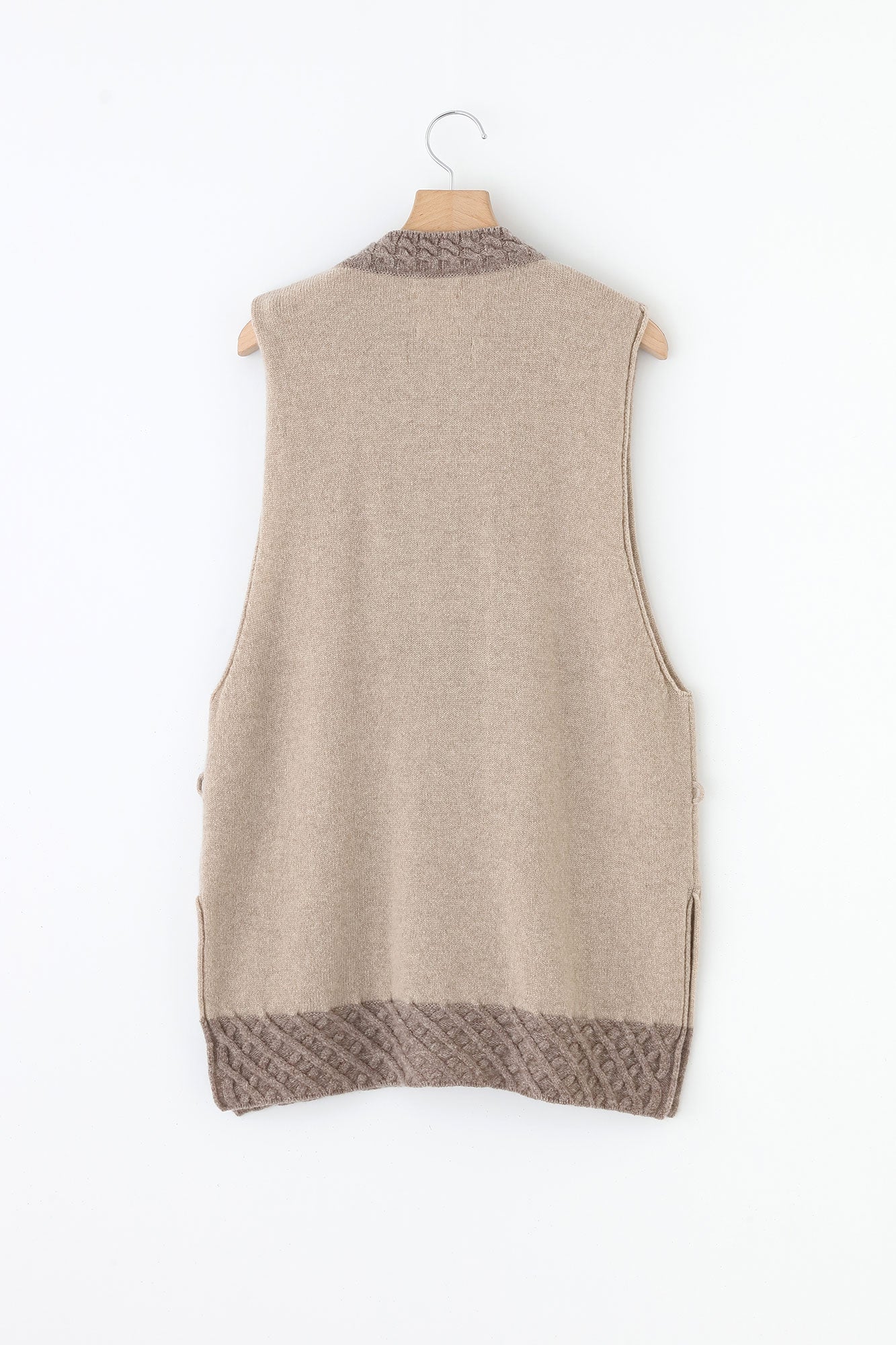 SOU・SOU×ALPHA Lamb Wool Chou-fuku Vest / Beige×Light Greyish Brown