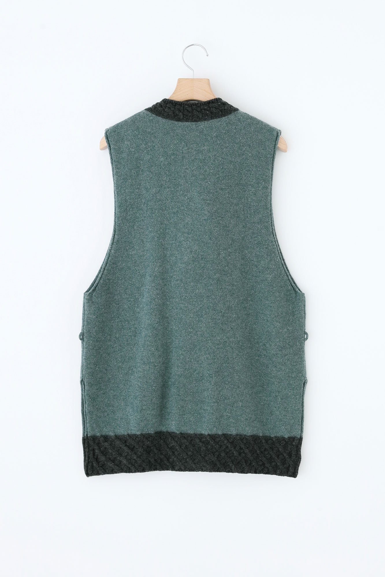 SOU・SOU×ALPHA Lamb Wool Chou-fuku Vest / Greyish Blue×Dark Grey