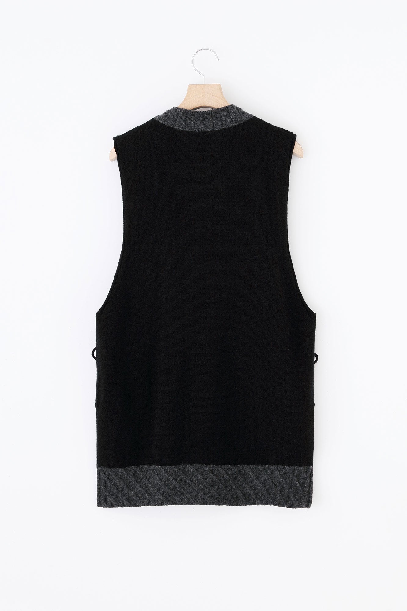 SOU・SOU×ALPHA Lamb Wool Chou-fuku Vest / Black×Dark Grey