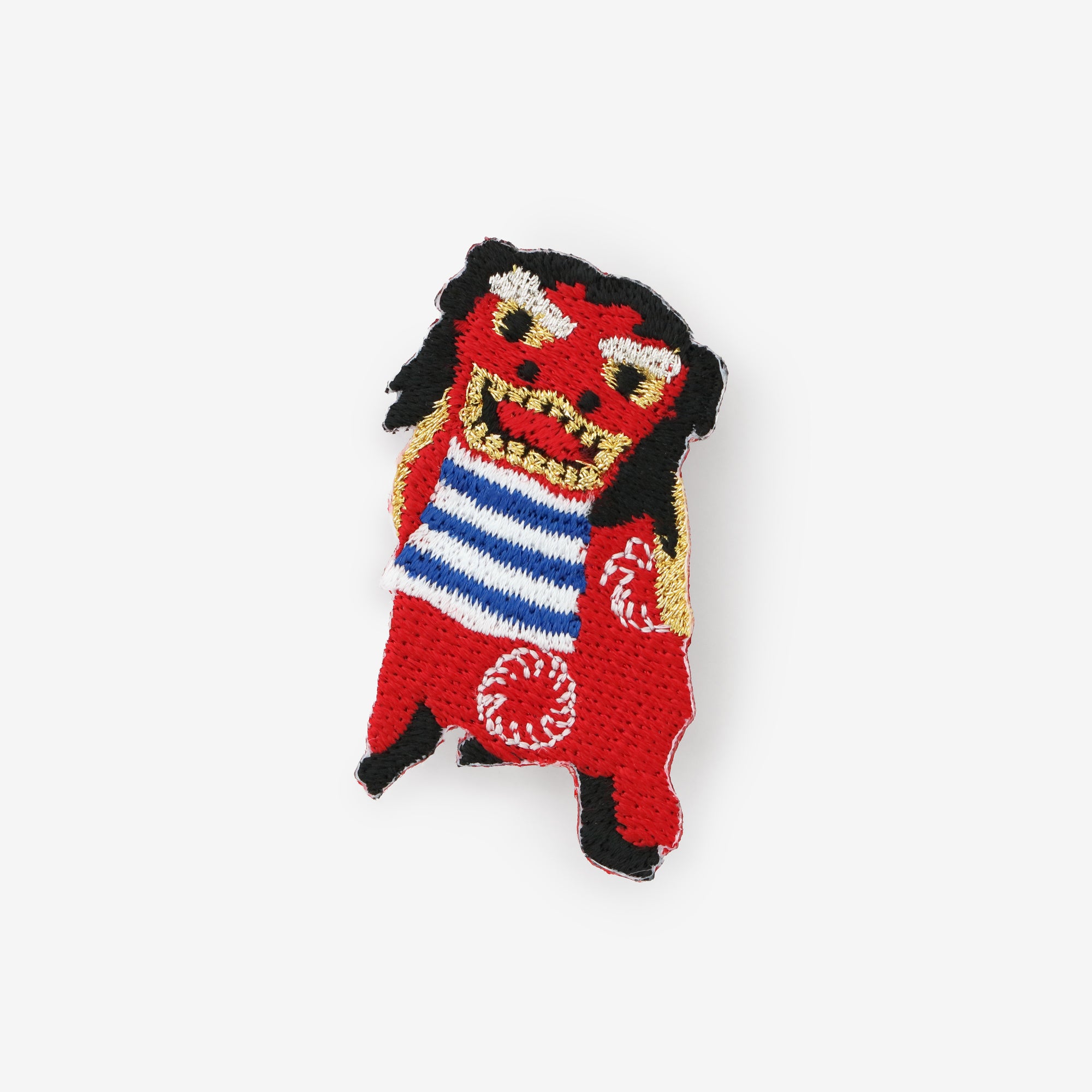 Embroidery Brooch / Clay Figure Dog-shaped