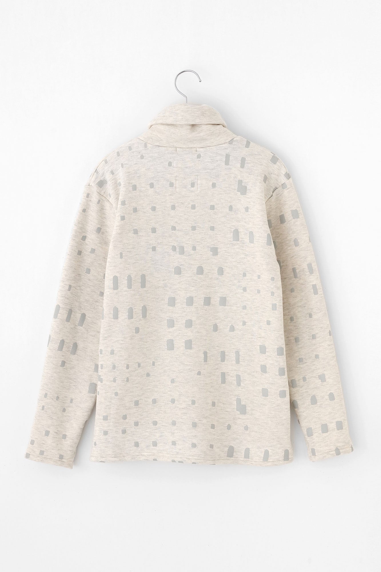 Boa Lining Turtle Neck Shirt / Window Ivory