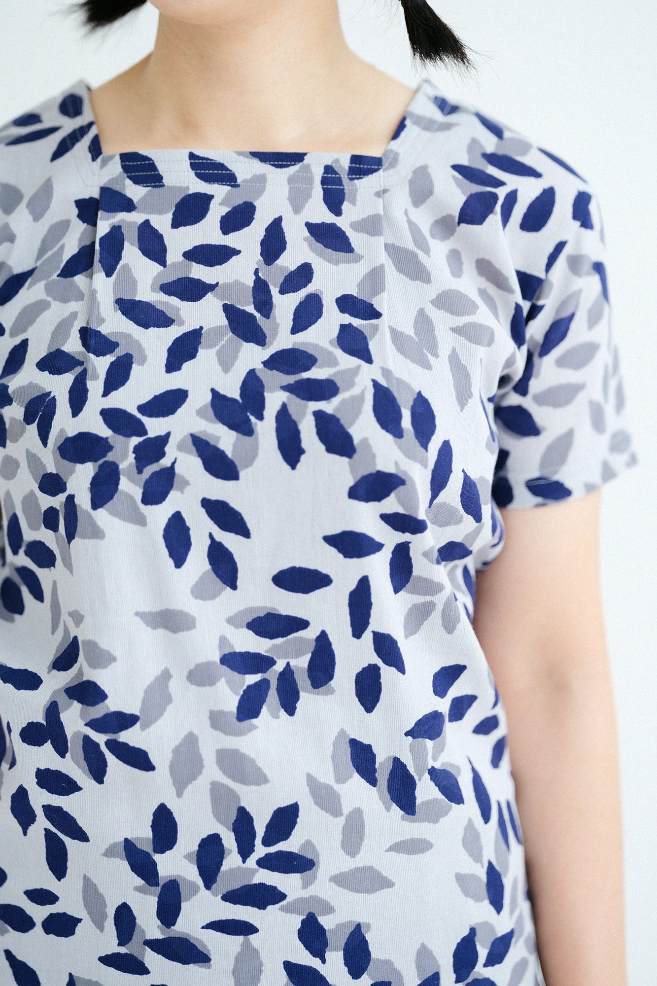 Chizimi Cotton 40/40 Square Neck Shirt Short Sleeve／Shadow of Trees 