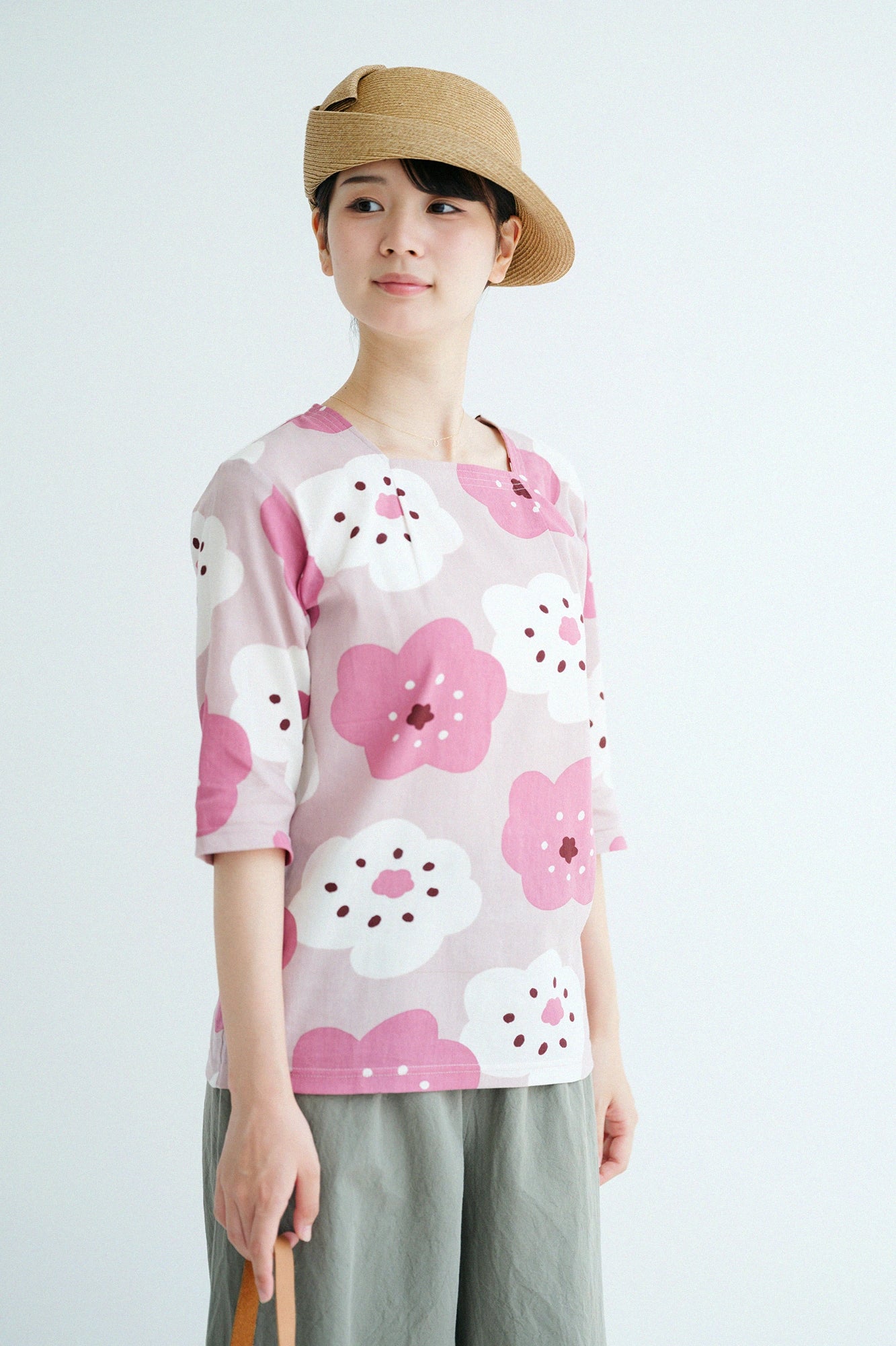 '身長：'162cm,'着用サイズ：'女M
