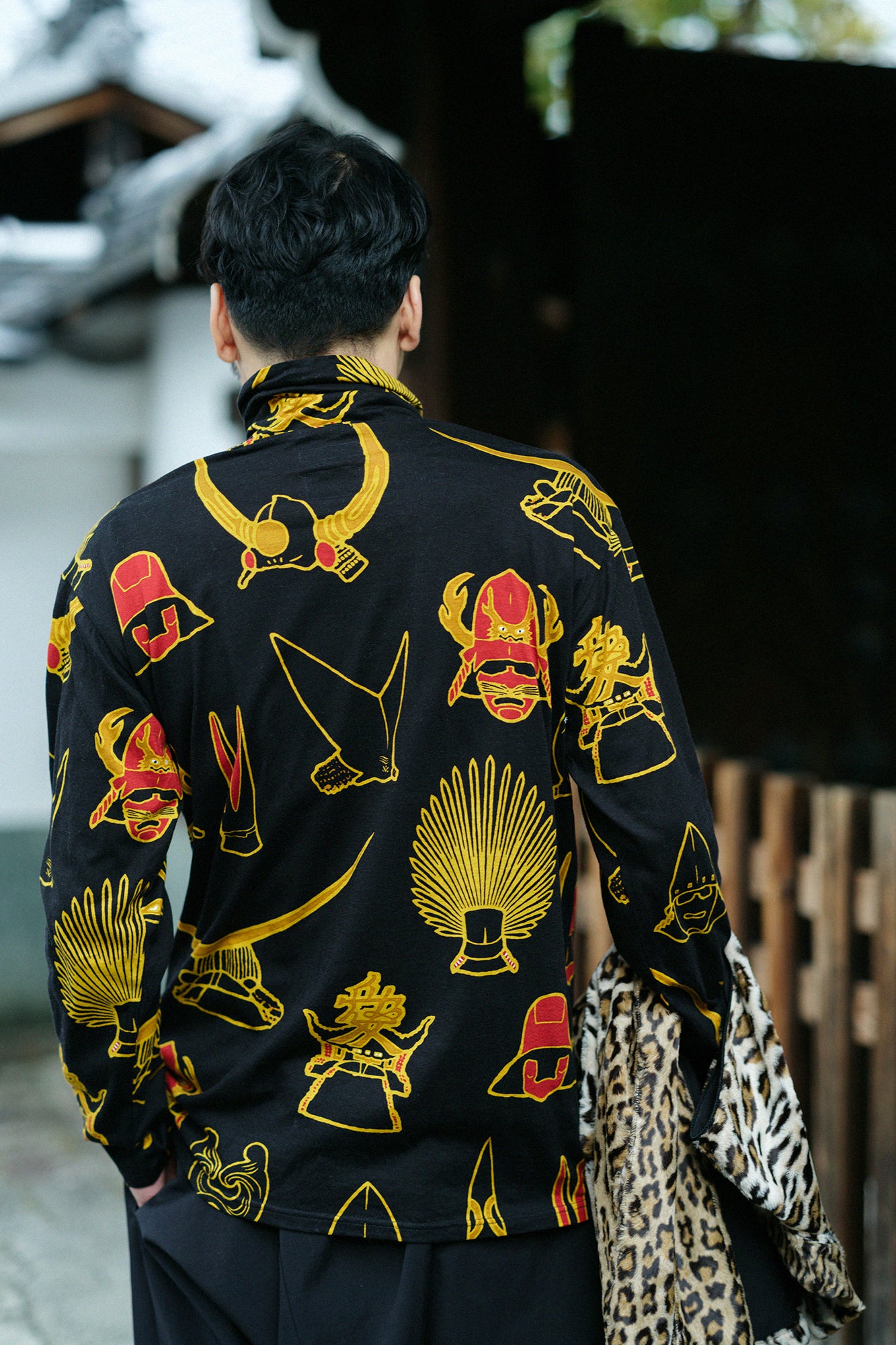 衿巻ジバン／兜（かぶと）