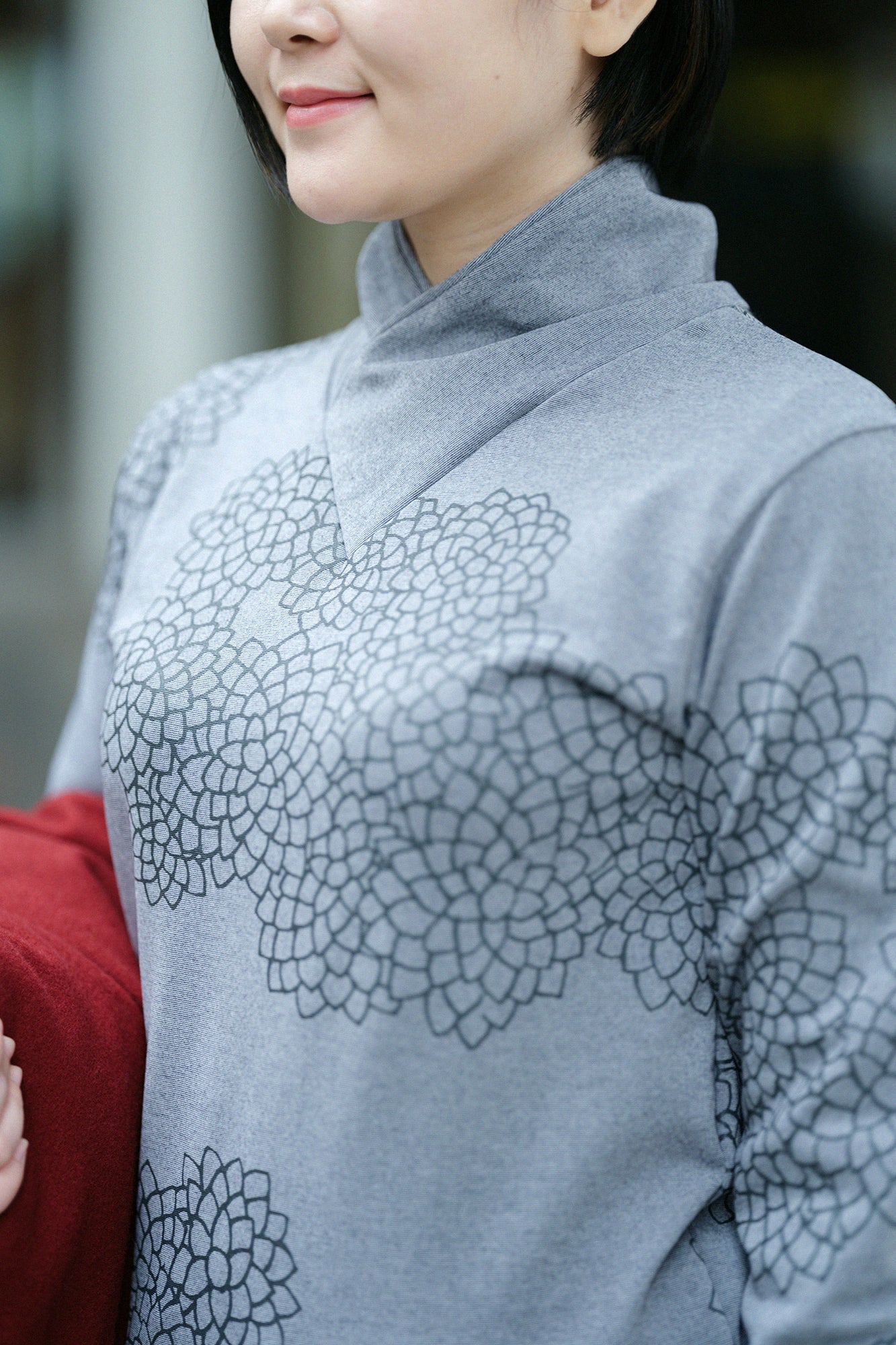 雙層 半衿秋聲 高領上衣／雲間菊 薰衣草紫灰