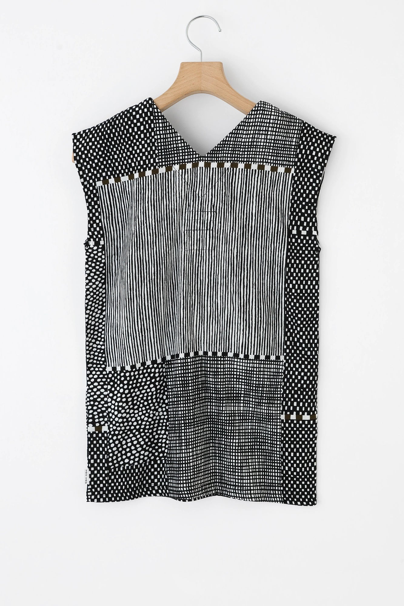 【Ships ard. 4/21】Chizimi Cotton 40/40 V-neck Shirt / Lines and Dots Ink Black
