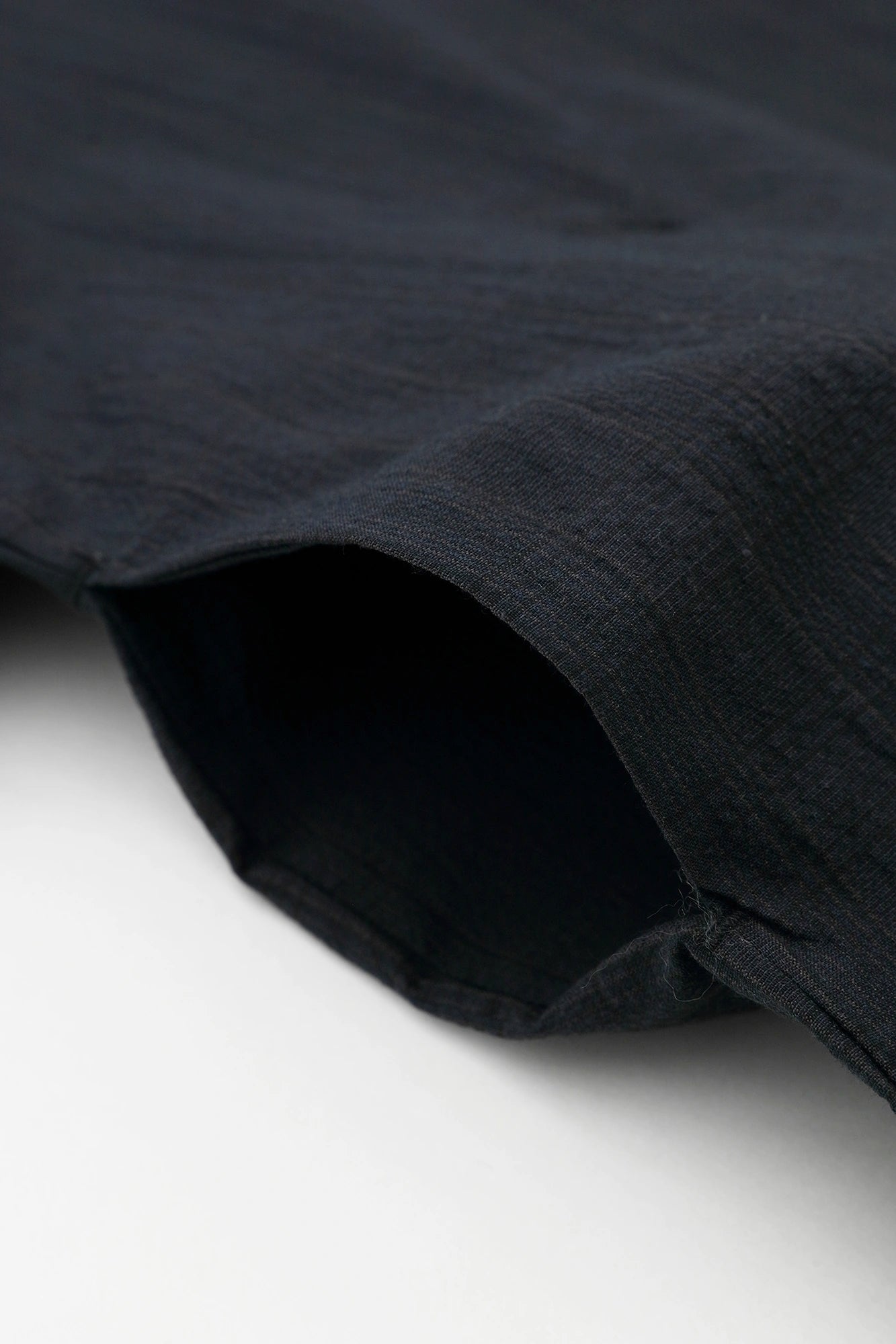 【Versand voraussichtlich ab 3. März】C/CM(R) Naginatashikakui Kimono (naginata shikakui) / Kumoma (kumoma) mit Chrysantheme und Yohaku (yohaku) Shinkonkoushi (shinkonkoushi) 