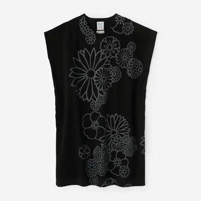 両面編 長方形衣（ちょうほうけい） 肩線（かたせん）／金襴緞子（きんらんどんす）と余白（よはく） 濡羽色（ぬればいろ）