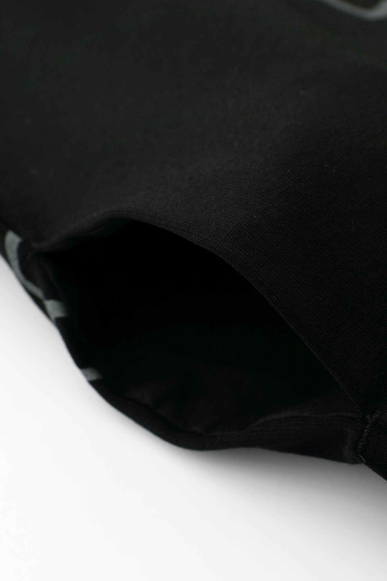 Interlock Knitting Rectangular Dress Shoulder Line／Gold Damask and Blank Black