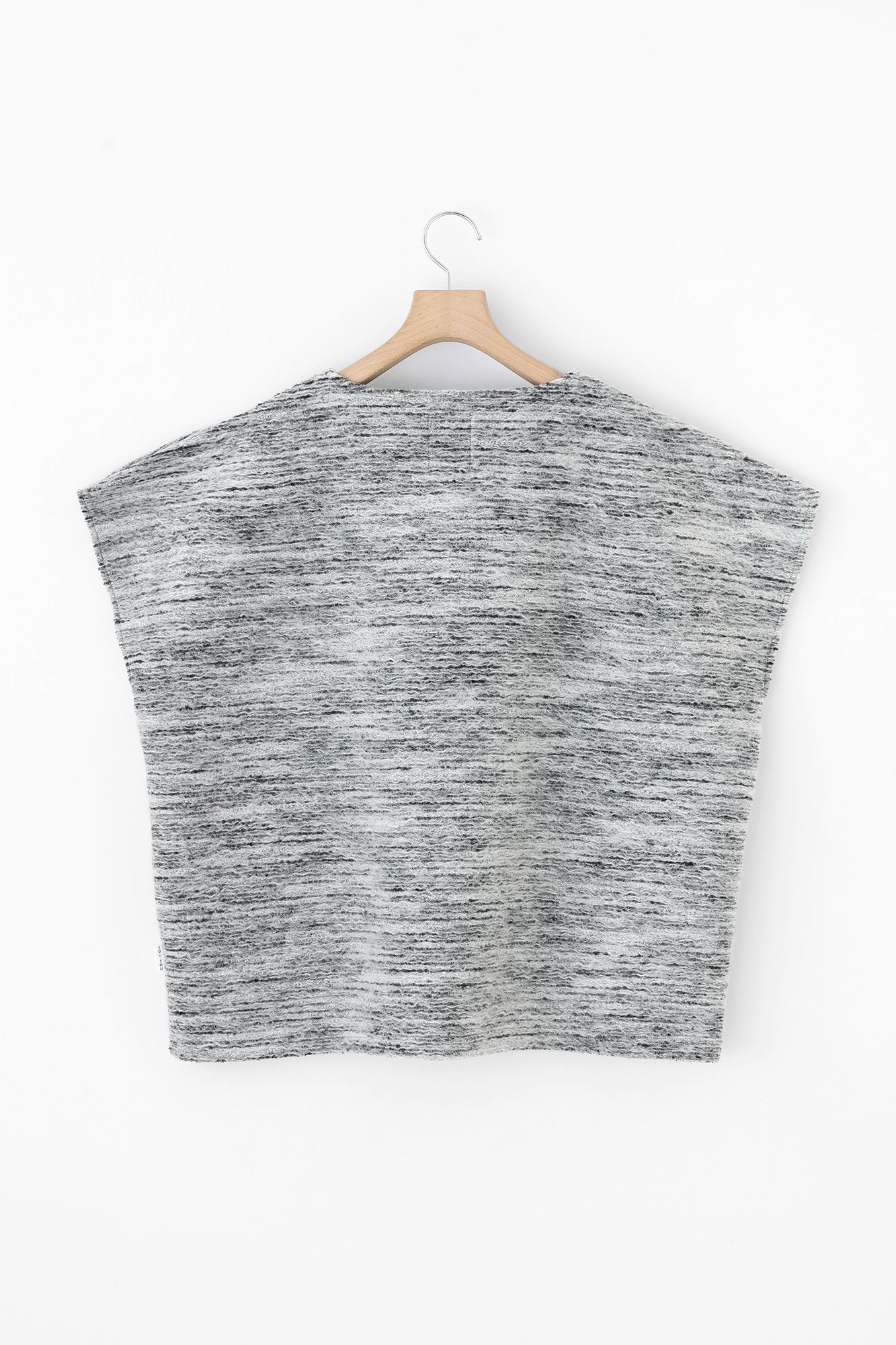 雙層梳毛 針織 台形上衣 肩線／淺灰色